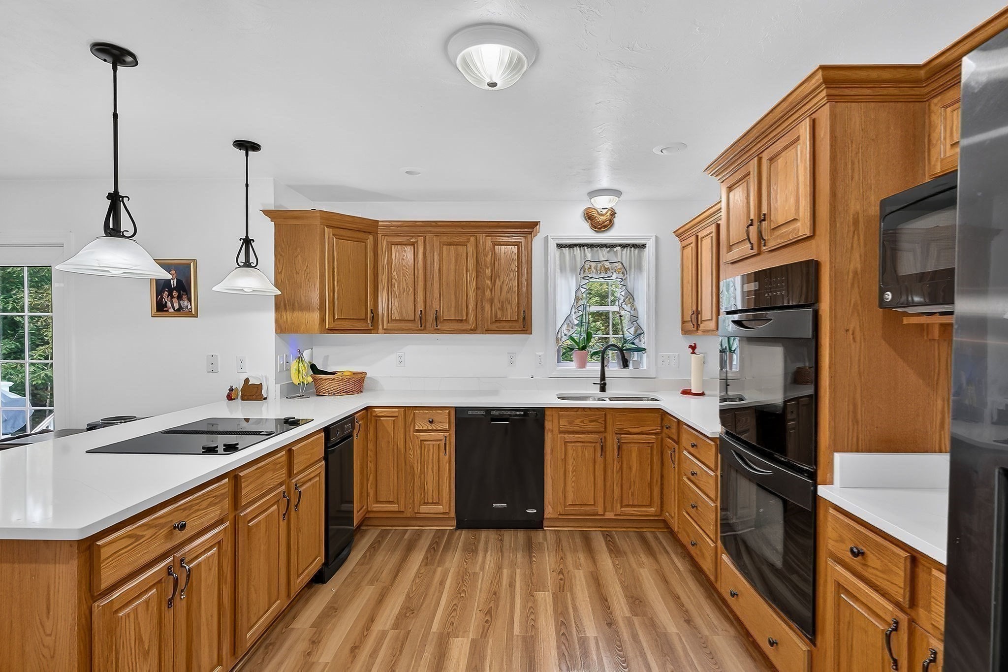 112 Saunders St Property Photo 18
