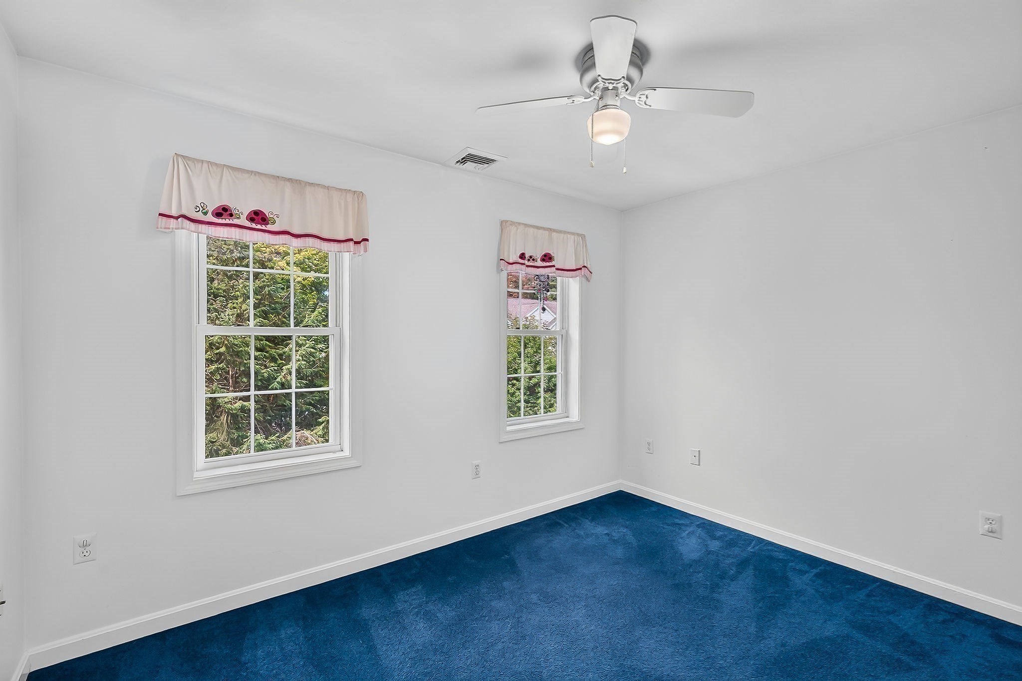 112 Saunders St Property Photo 27