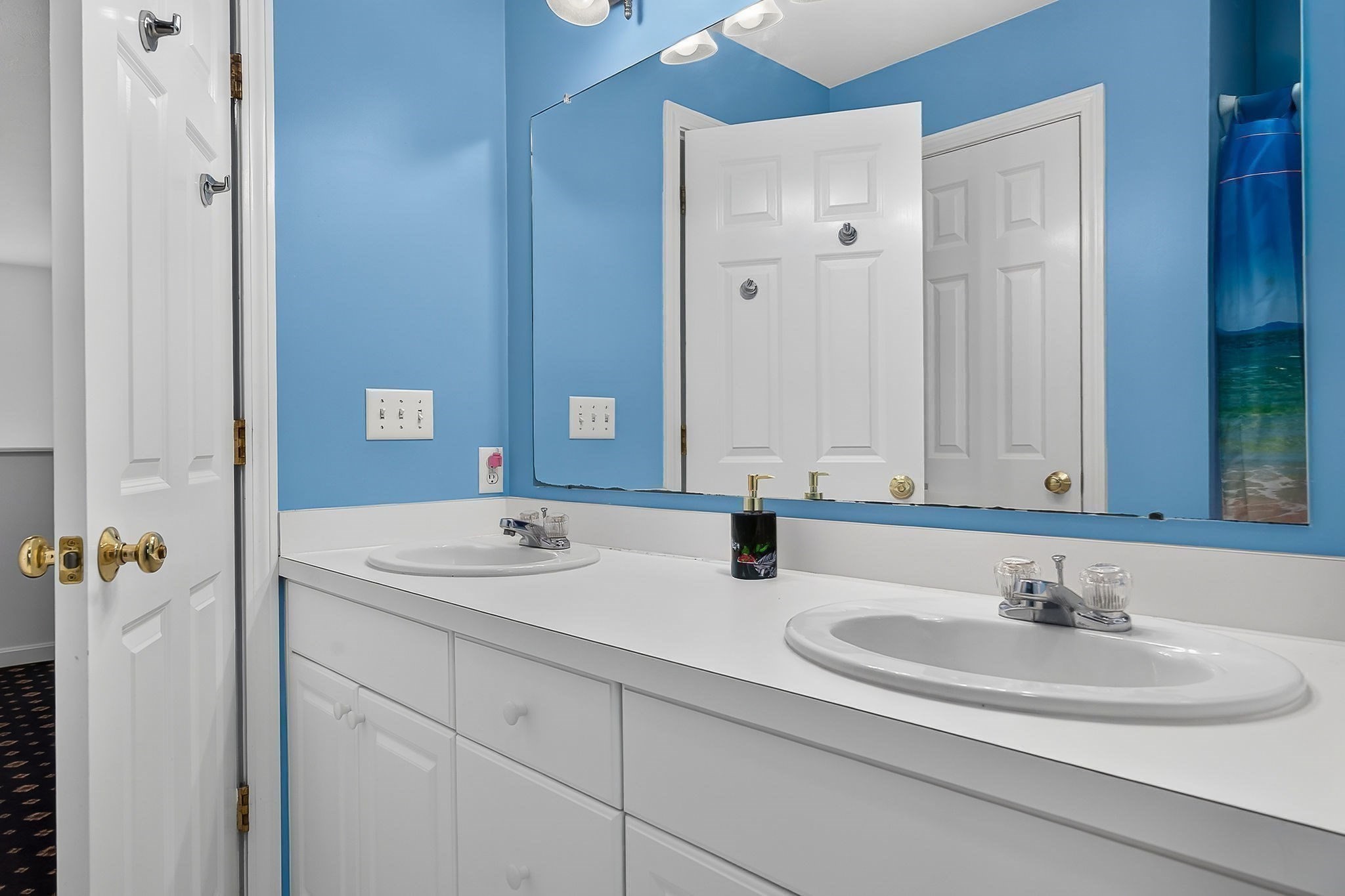 112 Saunders St Property Photo 34