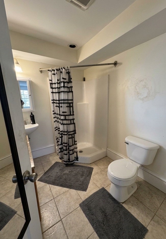 32 Cobden St # 2 Property Photo 13