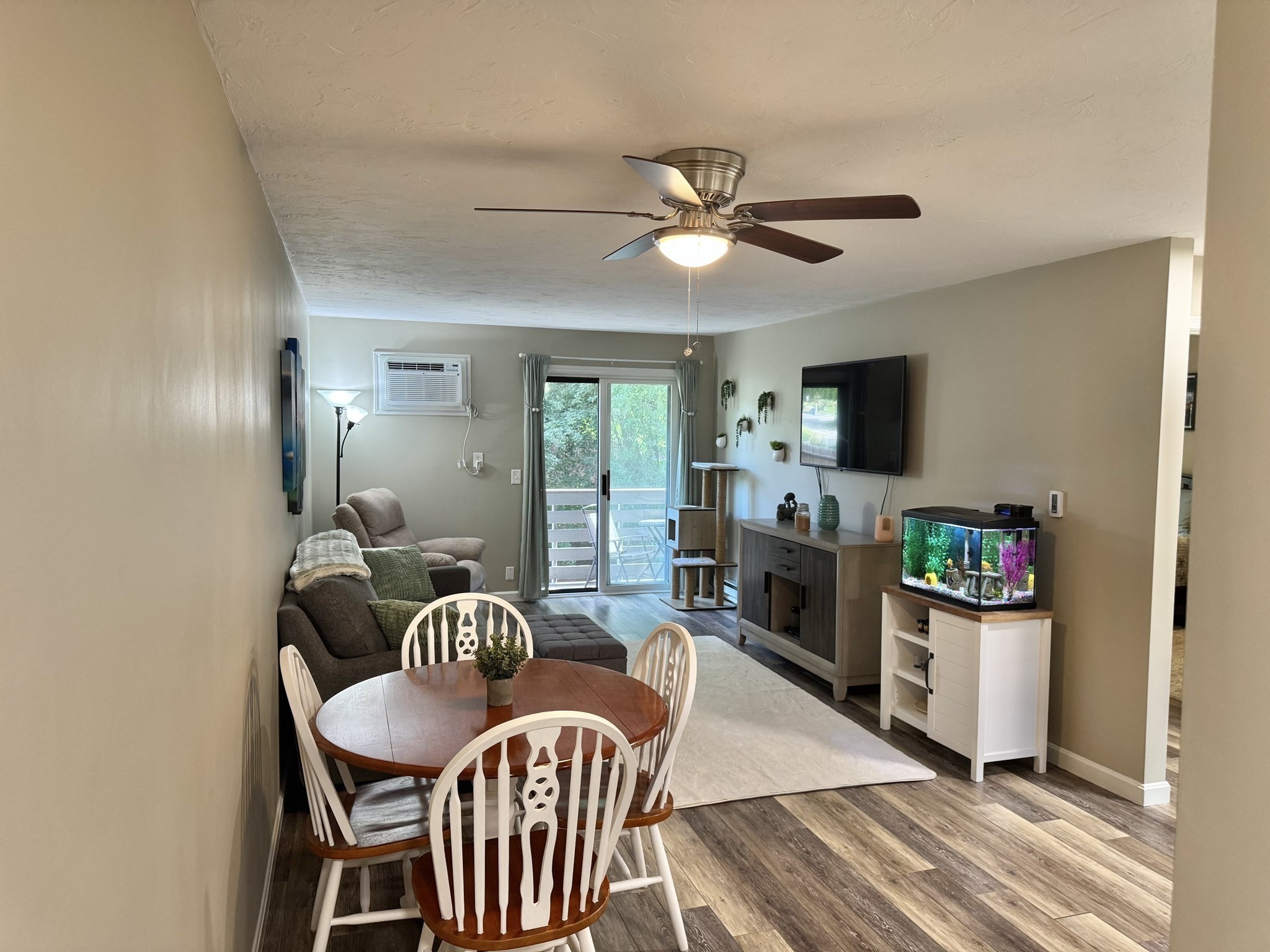 1195 Grafton St # 87 Property Photo 17