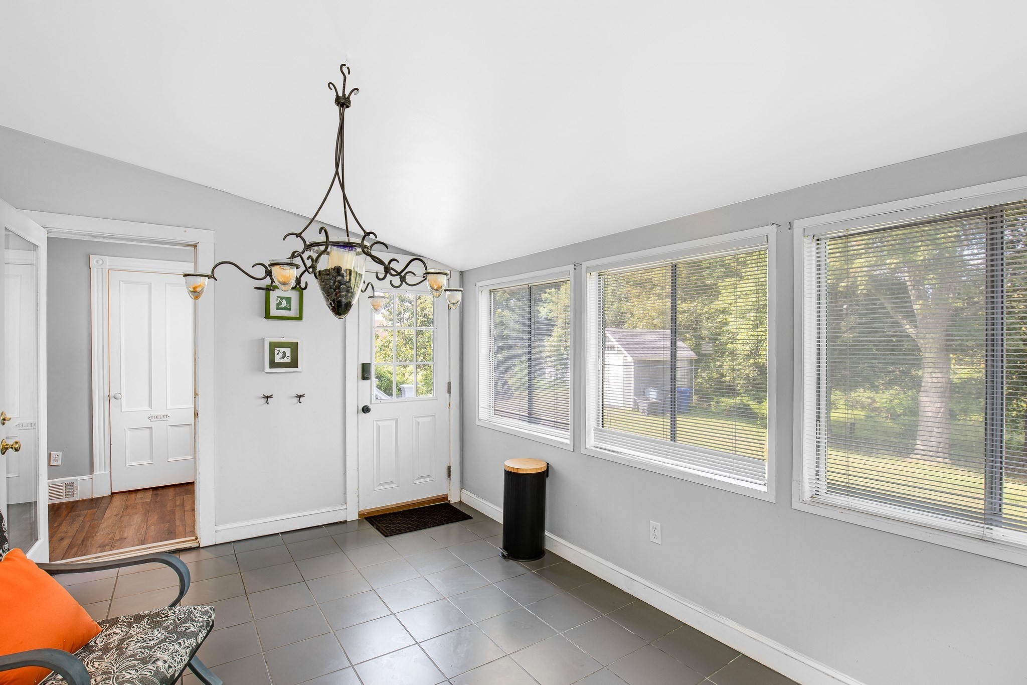 210 Main St # 210 Property Photo 11