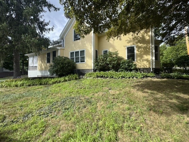 8 Winthrop St Property Photo 3