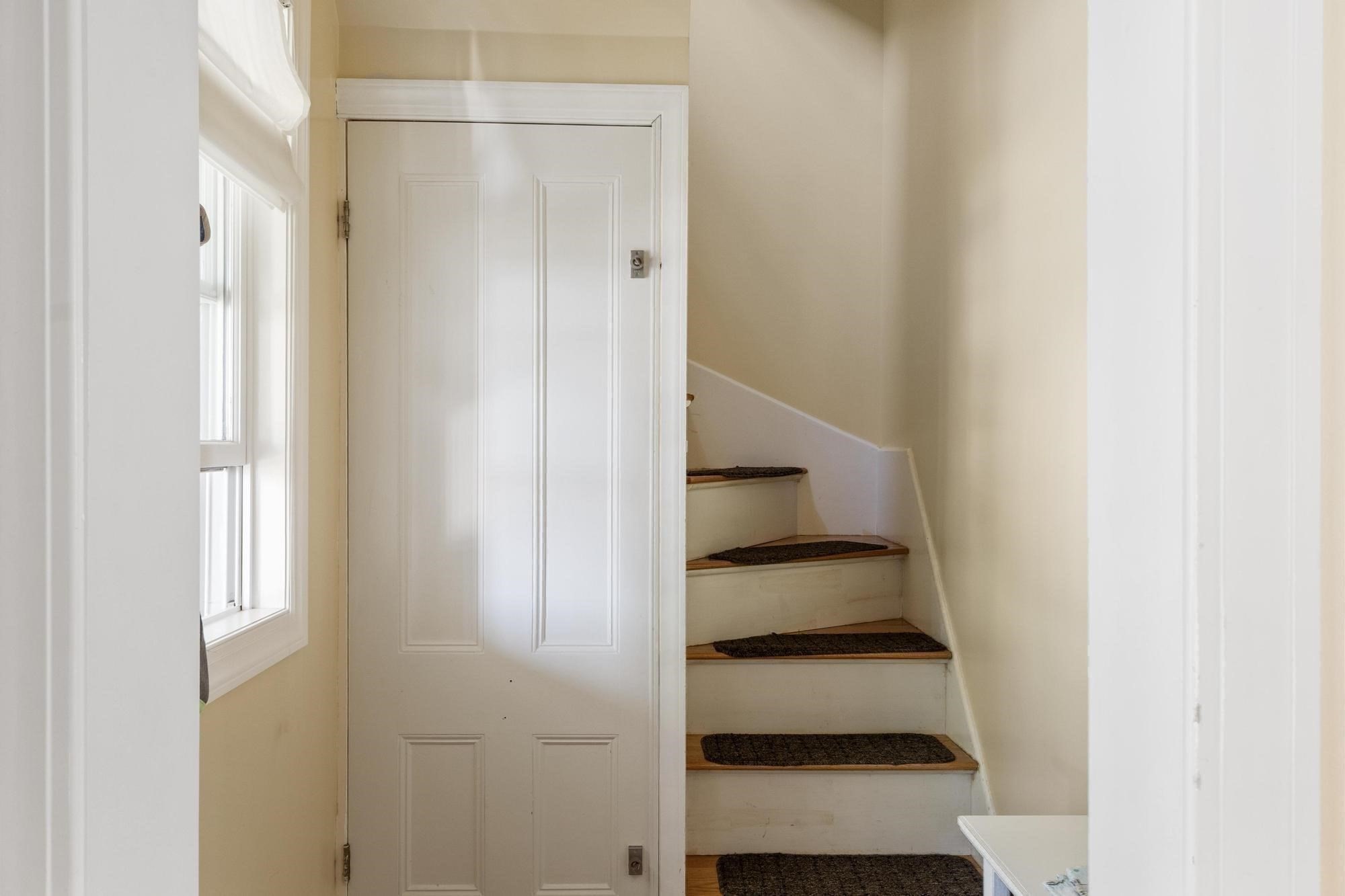 8 Winthrop St Property Photo 26