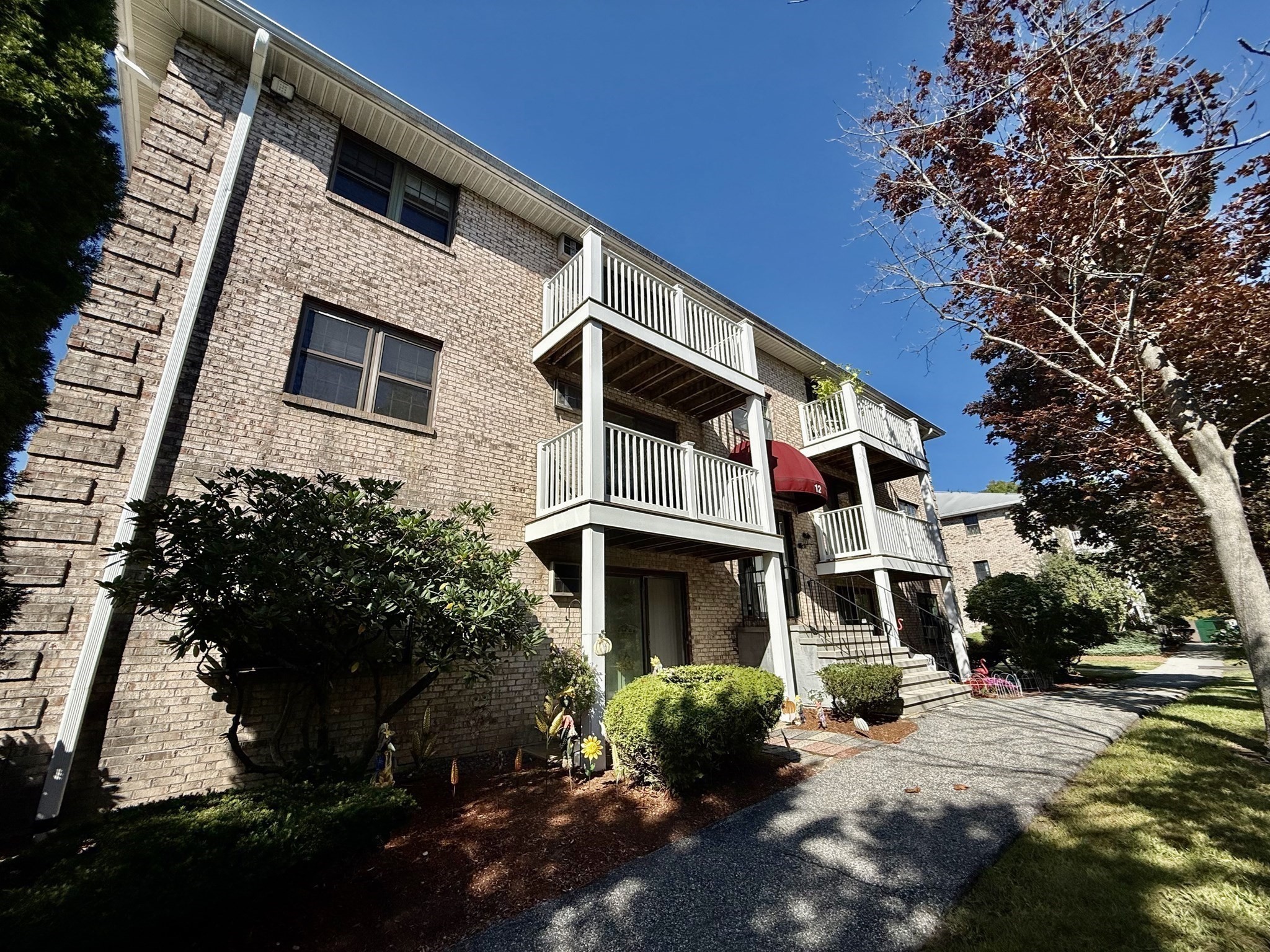 12 Kenmar Drive # 88 Property Photo 1