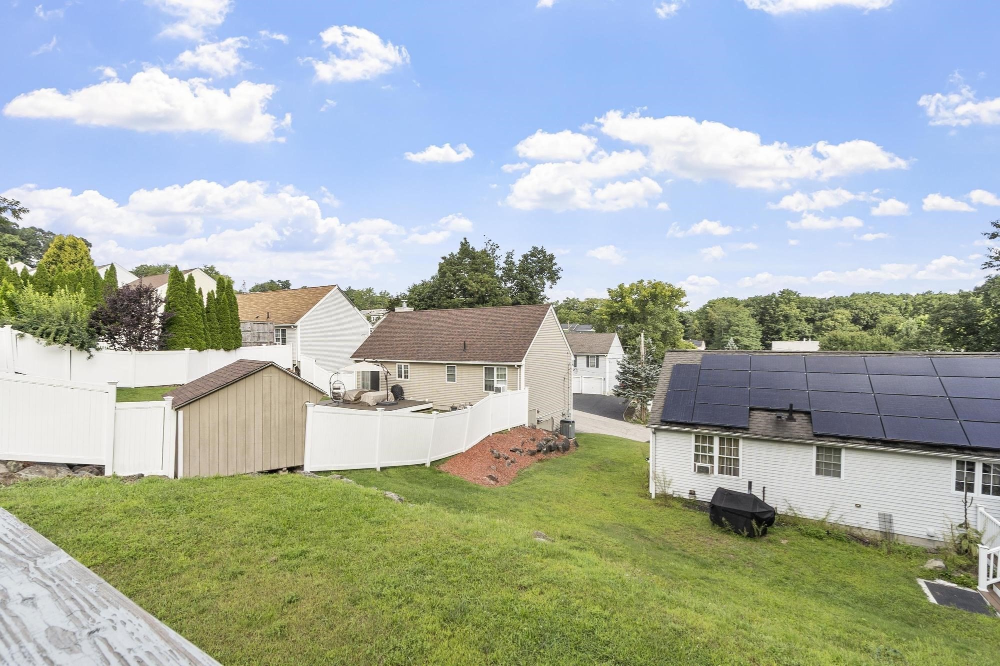30 2nd St Property Photo 10