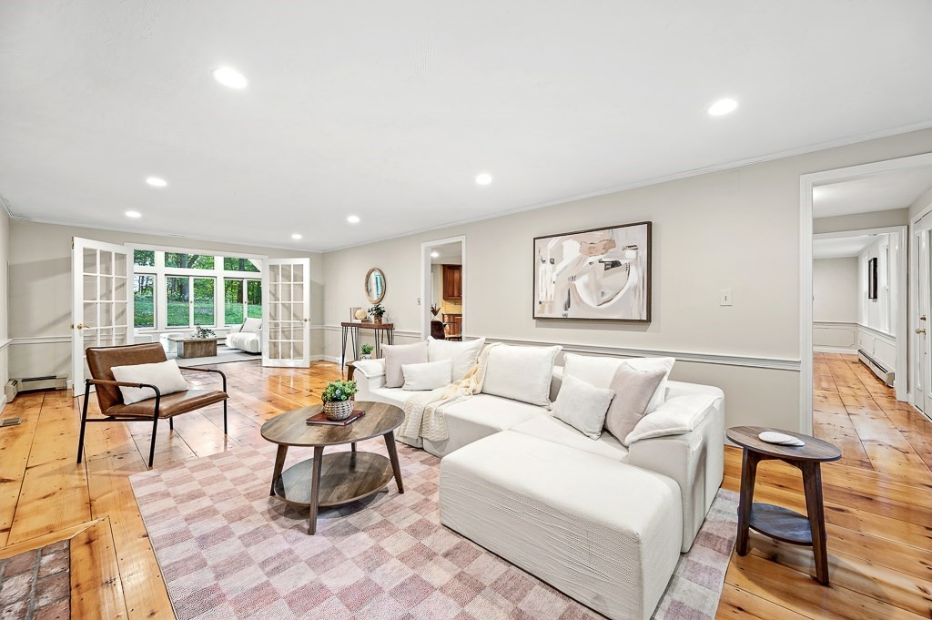 6 Olde Meetinghouse Road Property Photo 7