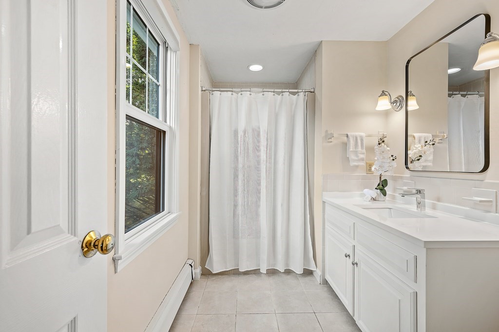 6 Olde Meetinghouse Road Property Photo 28