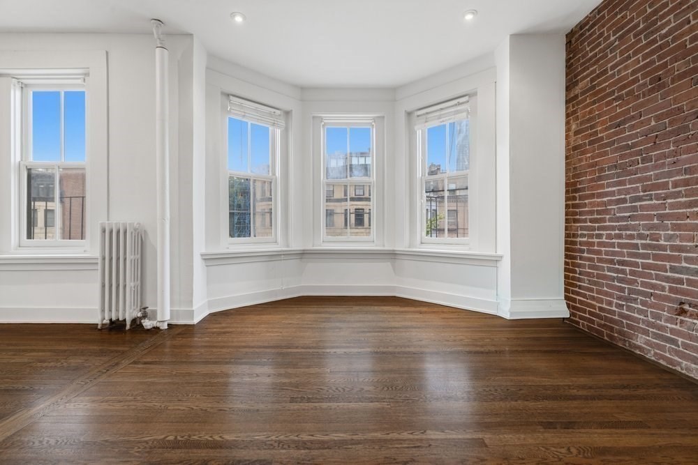 558 Columbus Ave # 3f Property Photo 2