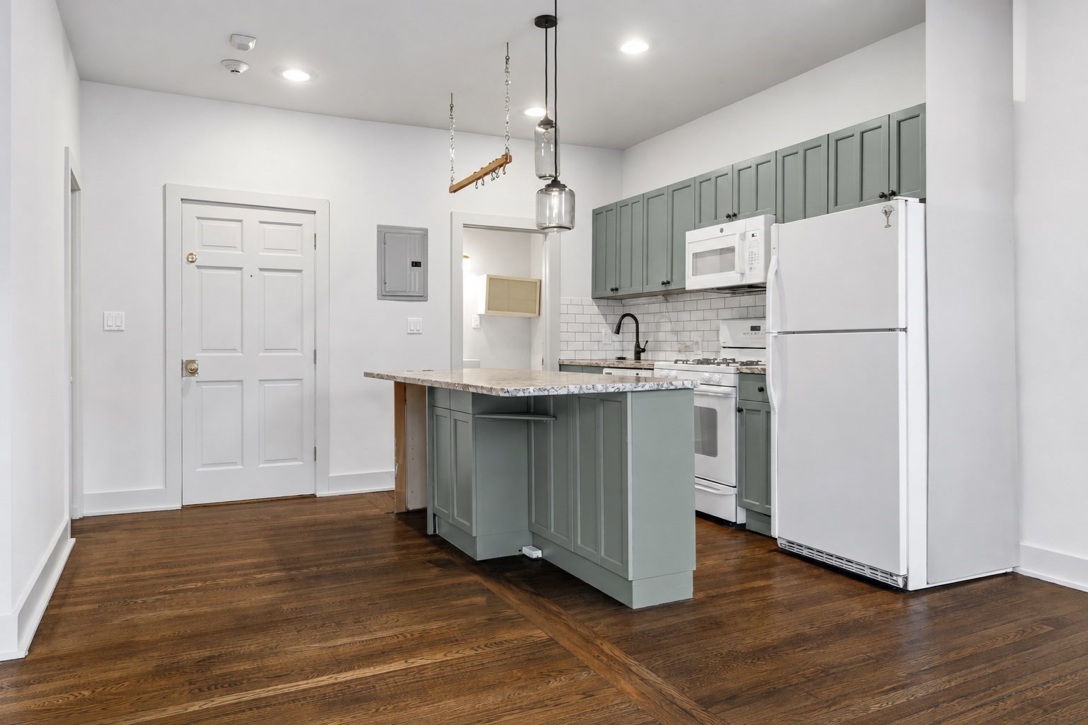 558 Columbus Ave # 3f Property Photo 4