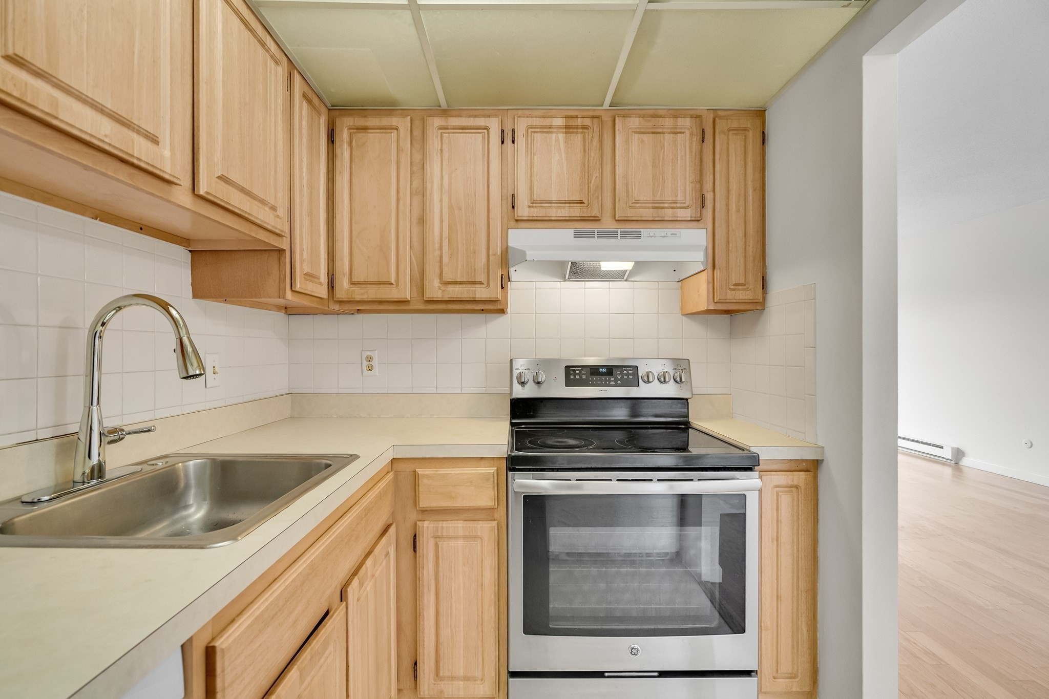 2353 Massachusetts # 31 Property Photo 6