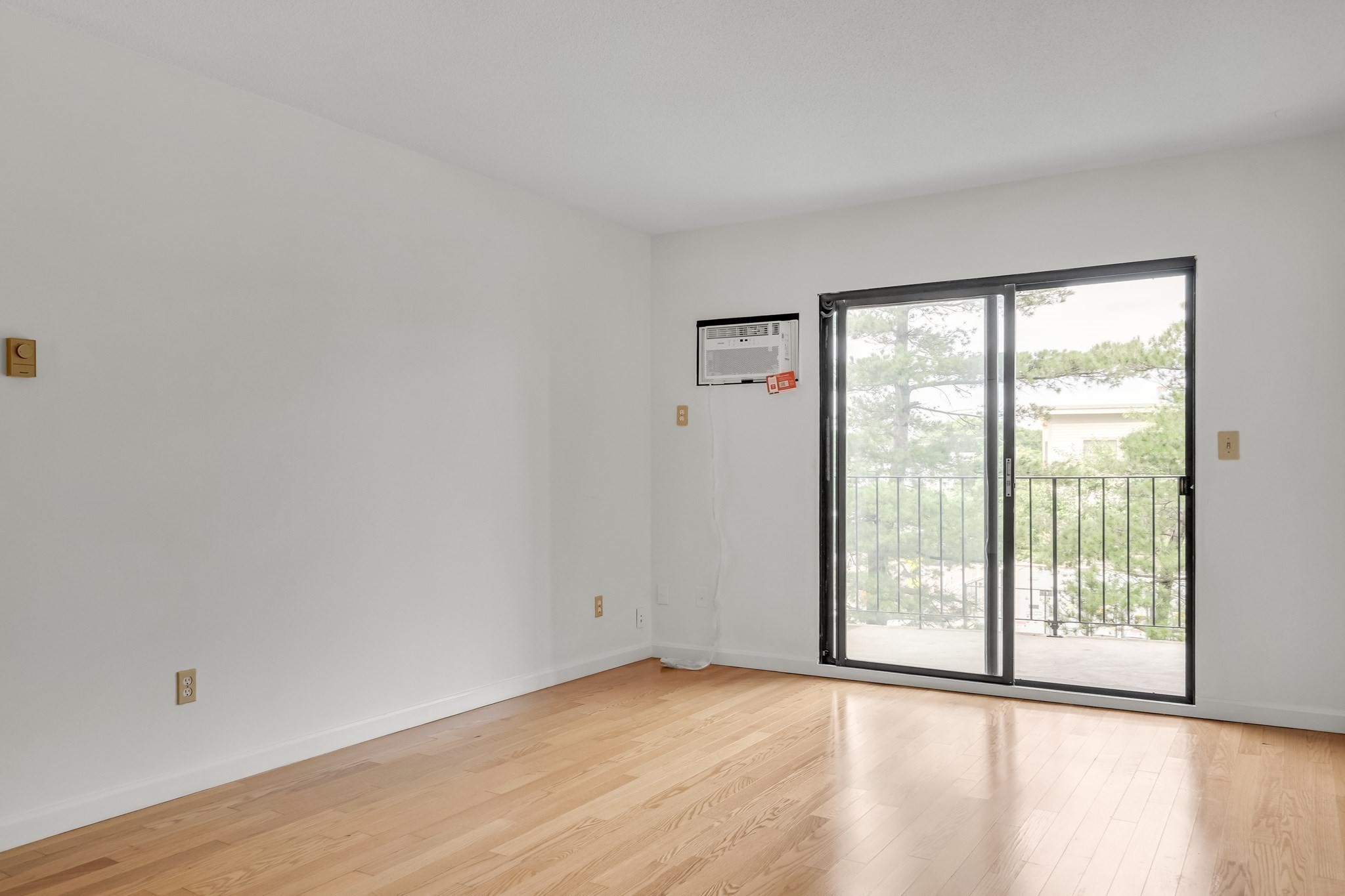 2353 Massachusetts # 31 Property Photo 17