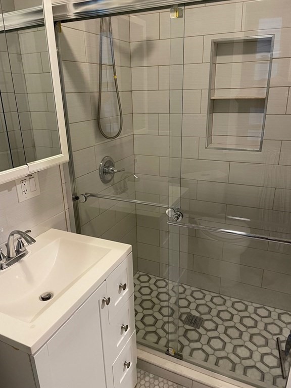176 West Sixth St. # 1 Property Photo 7