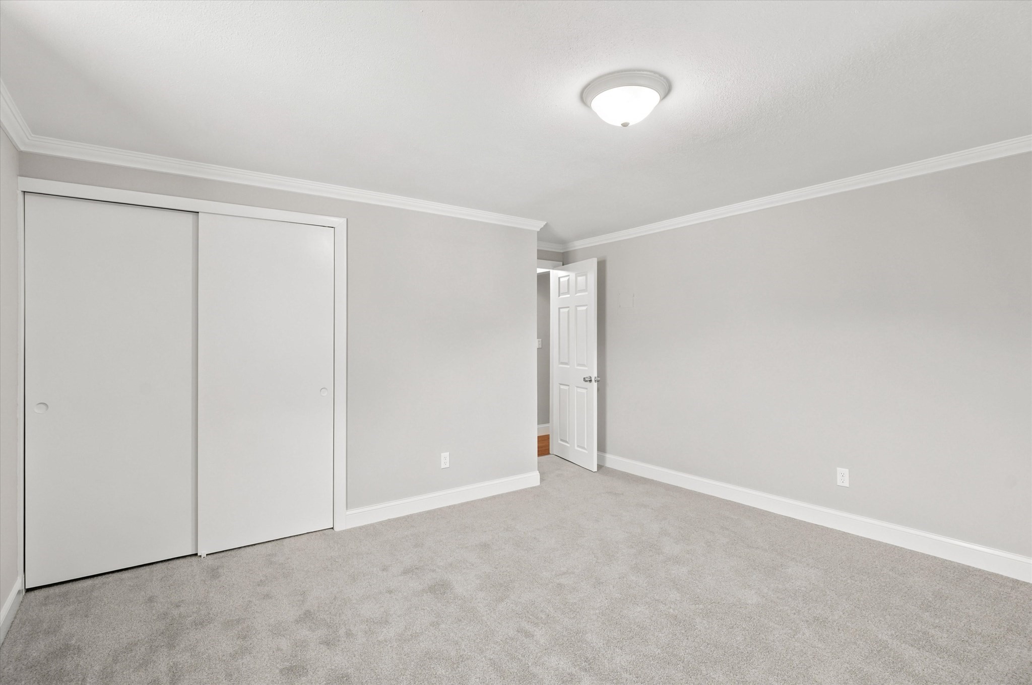 13 Cross Street # 11 Property Photo 11