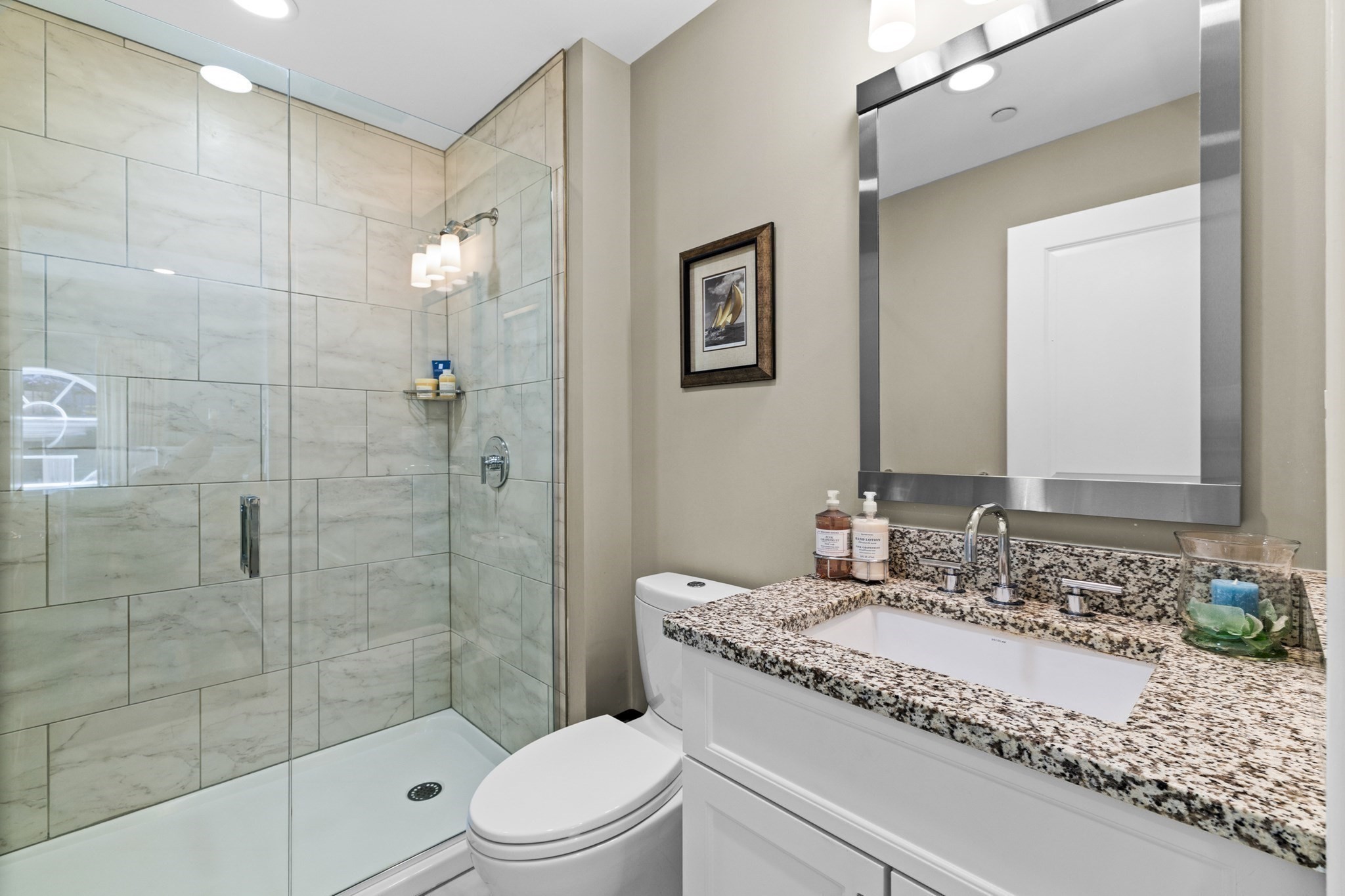 616 E Fourth Street # 303 Property Photo 23