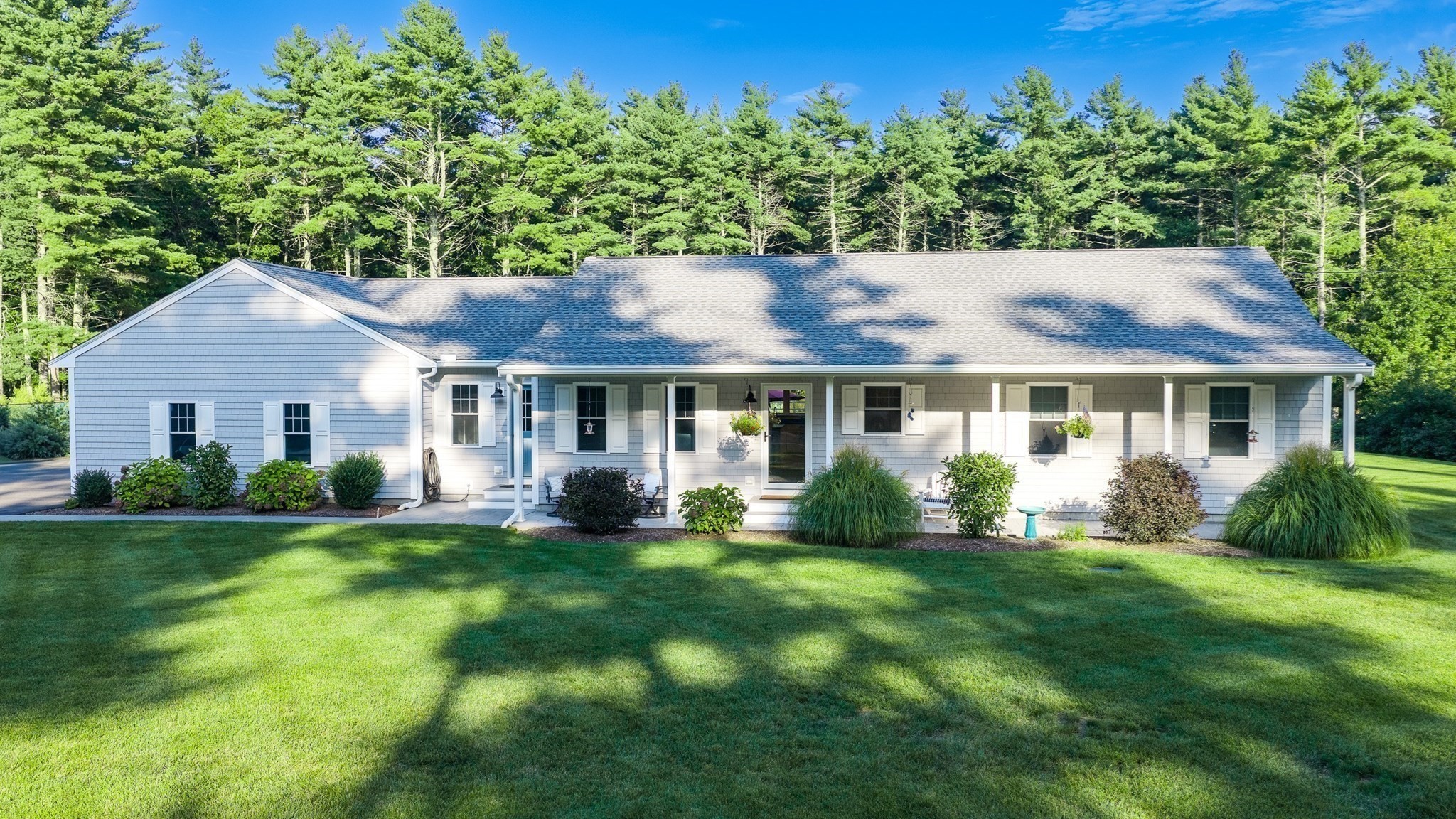 88 Beach Street Property Photo 2