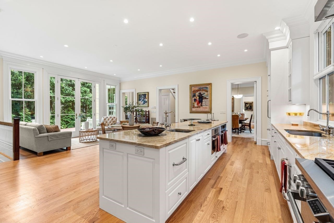 68 Sparks Street Property Photo 15