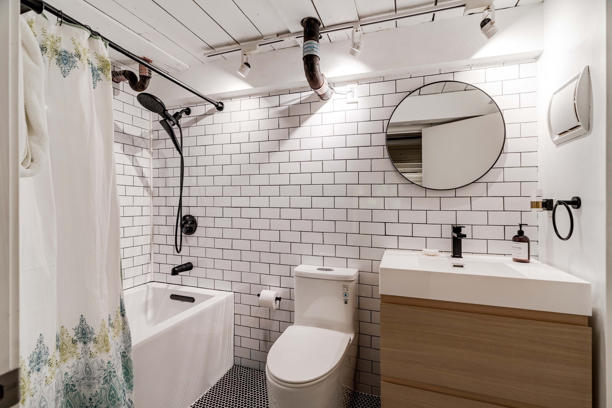 1 Aberdeen Way # 115 Property Photo 16