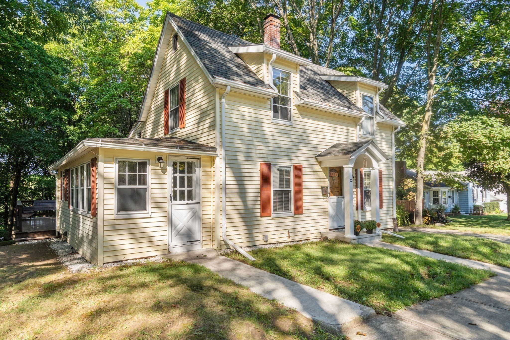 32 Elm Street Property Photo 2
