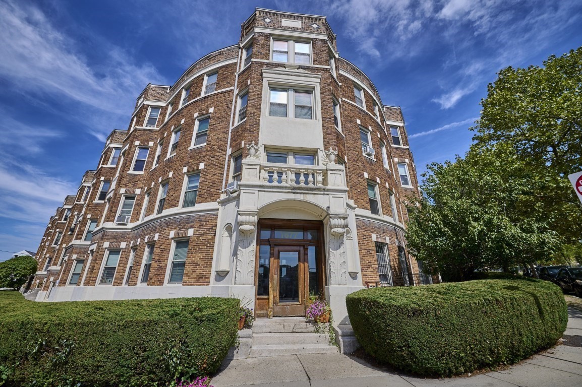 1677 Commonwealth Ave # 12 Property Photo 1