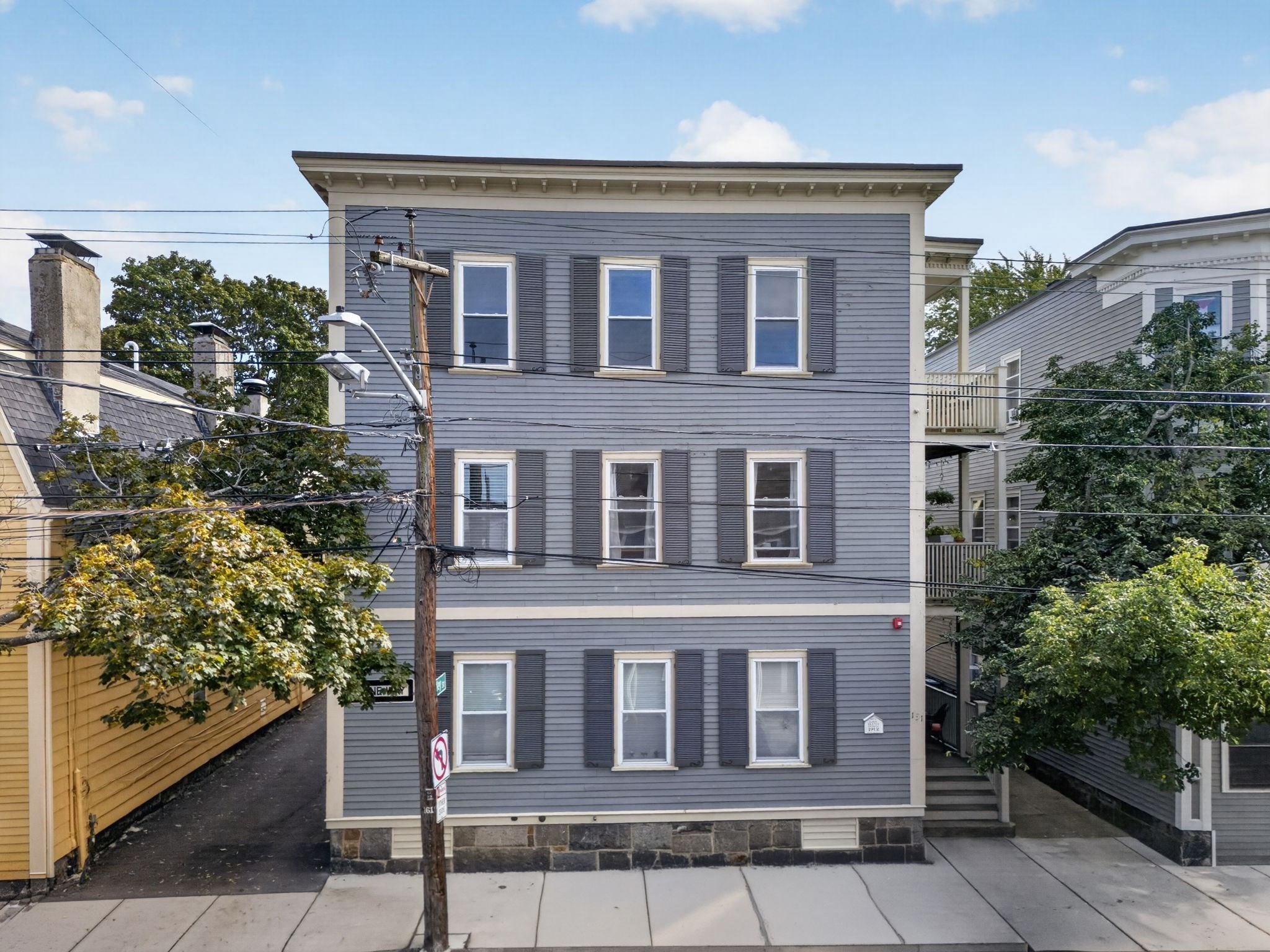 131 Derby St # 1r Property Photo 1
