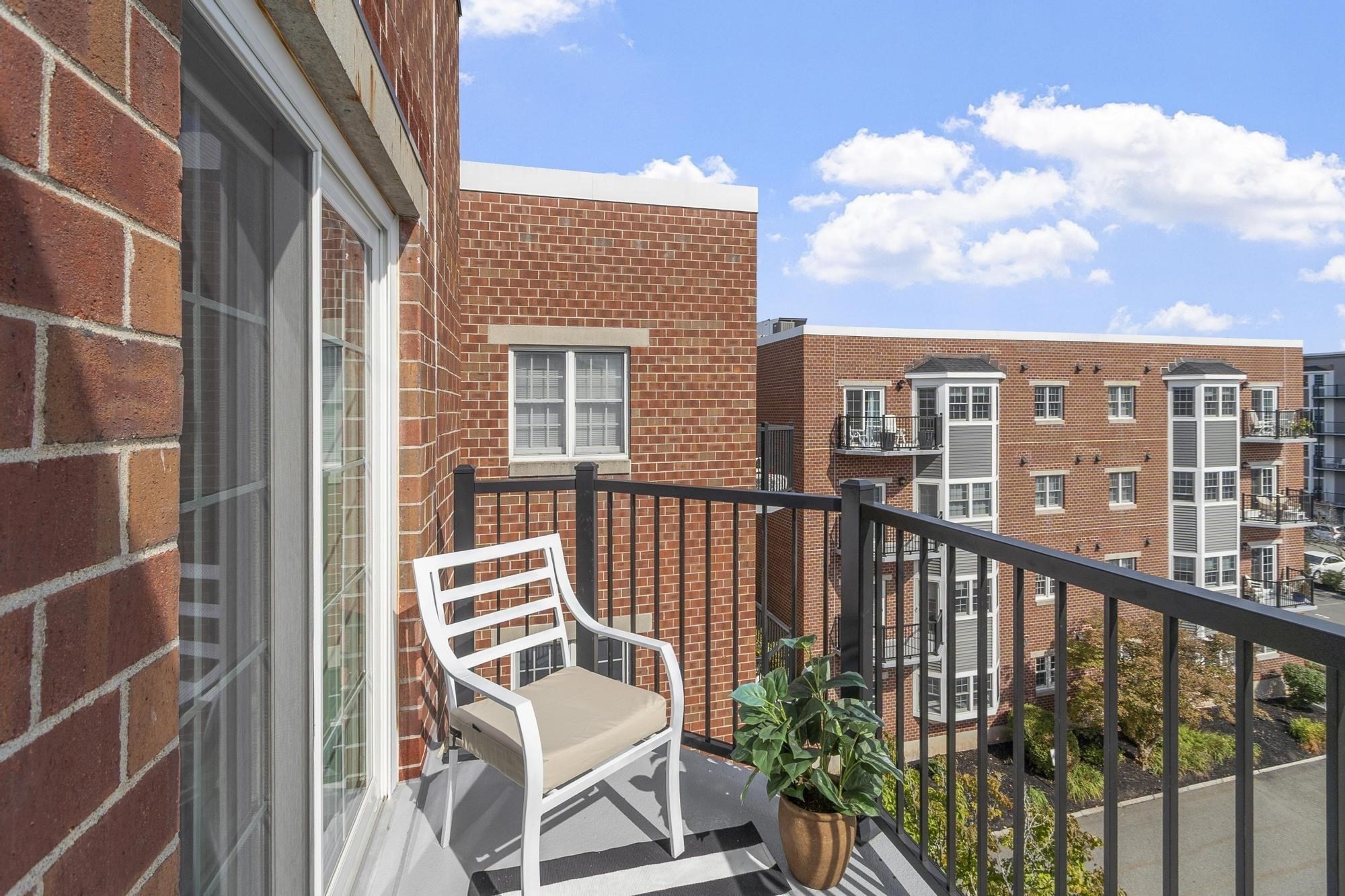 148 Main St # B534 Property Photo 10