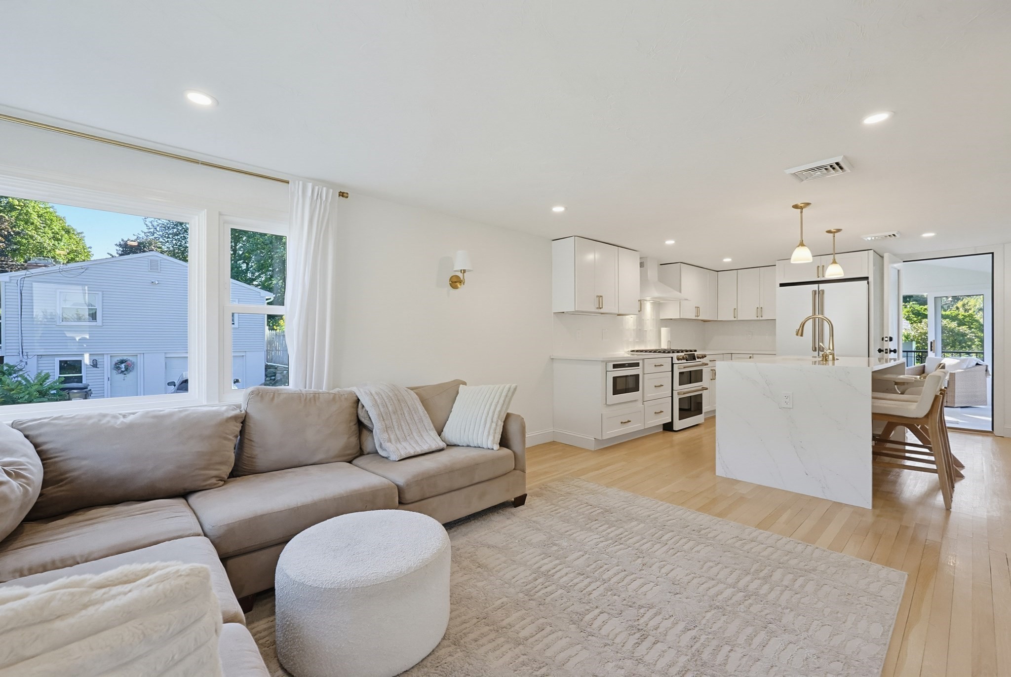 7 Phoenix Road Property Photo 10