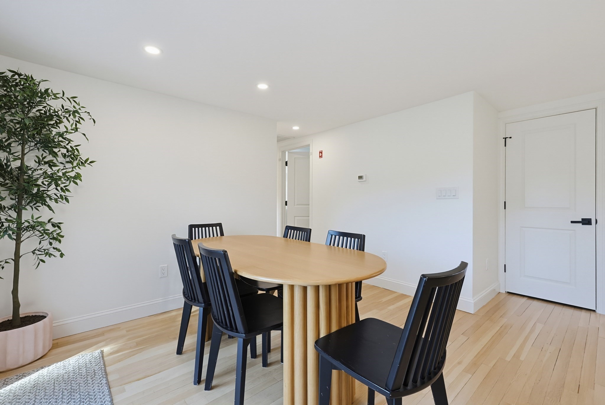 7 Phoenix Road Property Photo 13