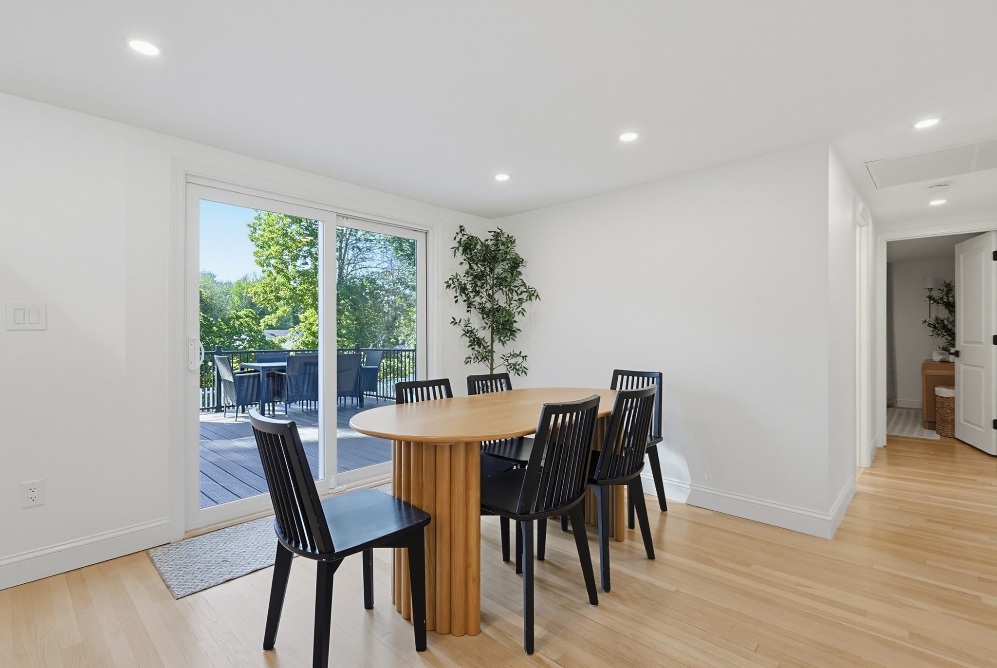 7 Phoenix Road Property Photo 14