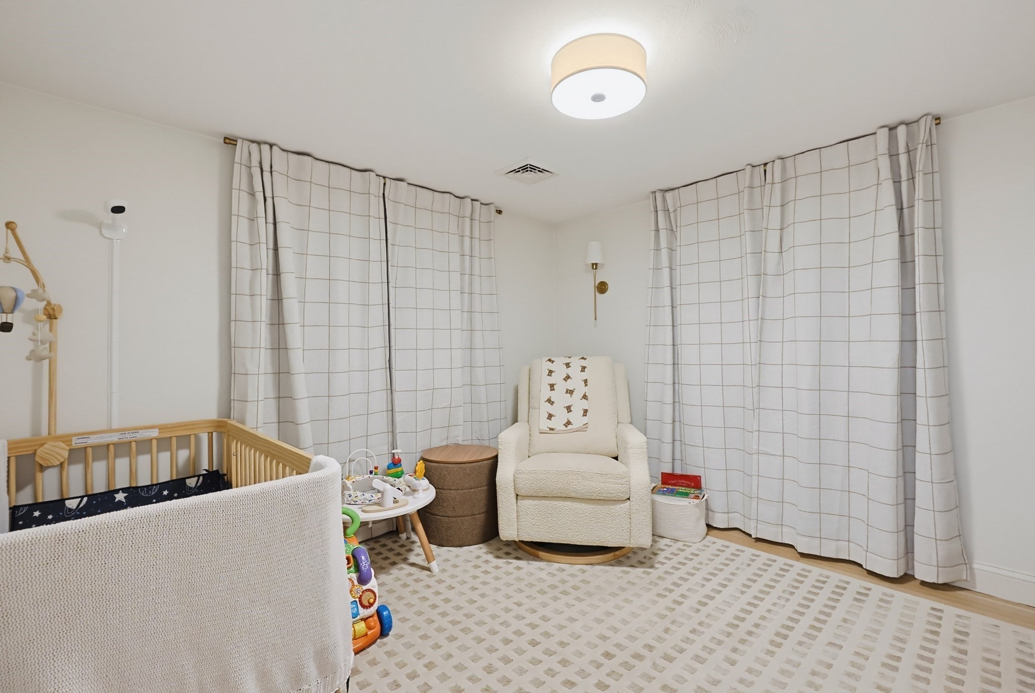 7 Phoenix Road Property Photo 20