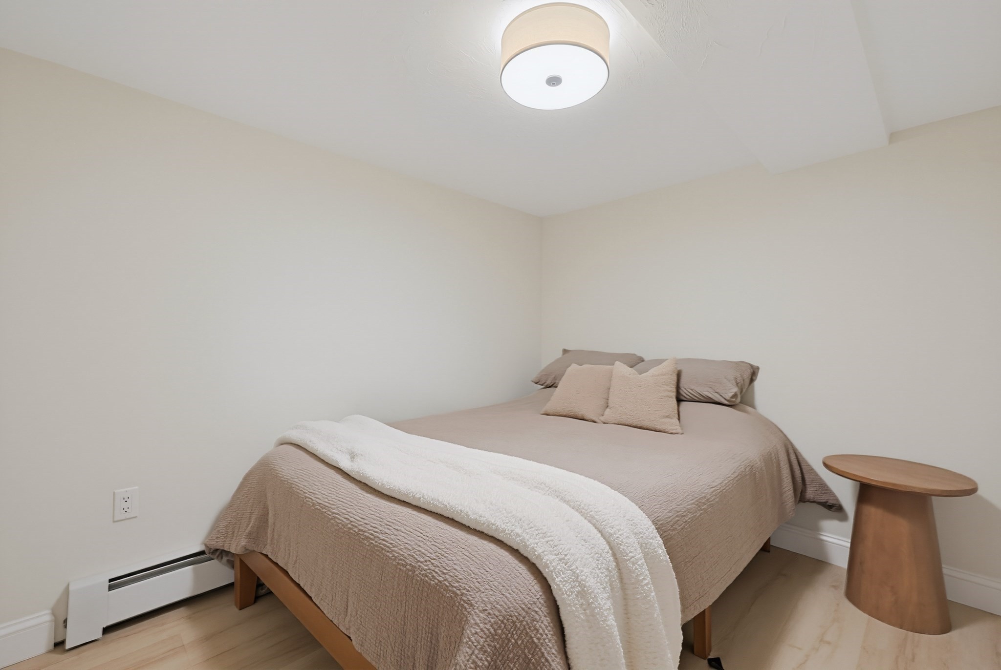 7 Phoenix Road Property Photo 28