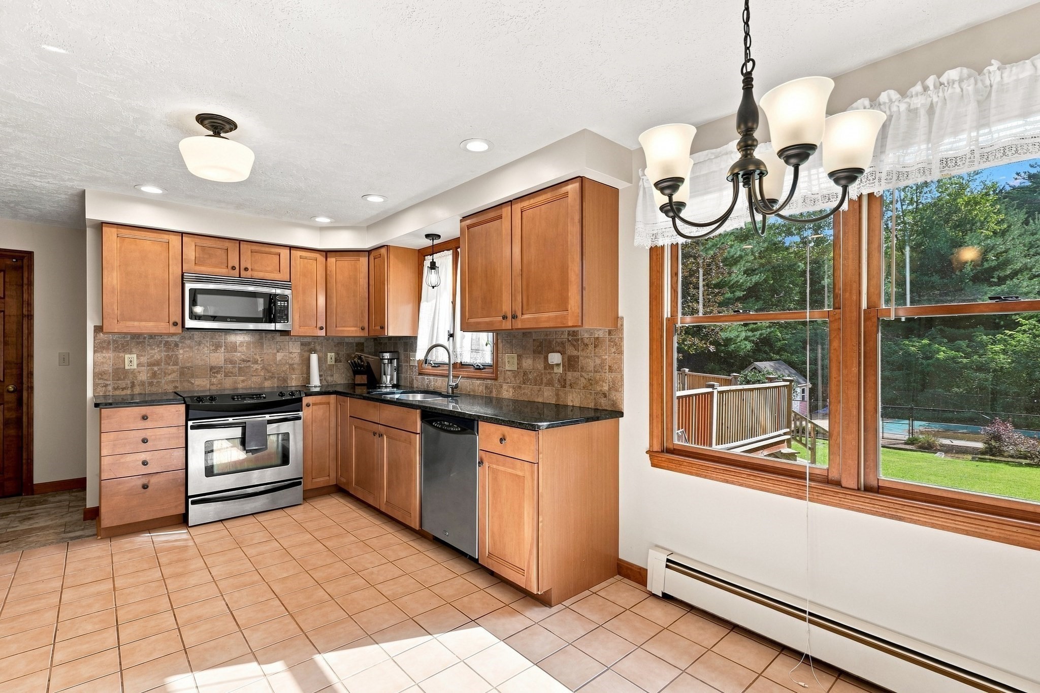 6 Laurel Road Property Photo 11