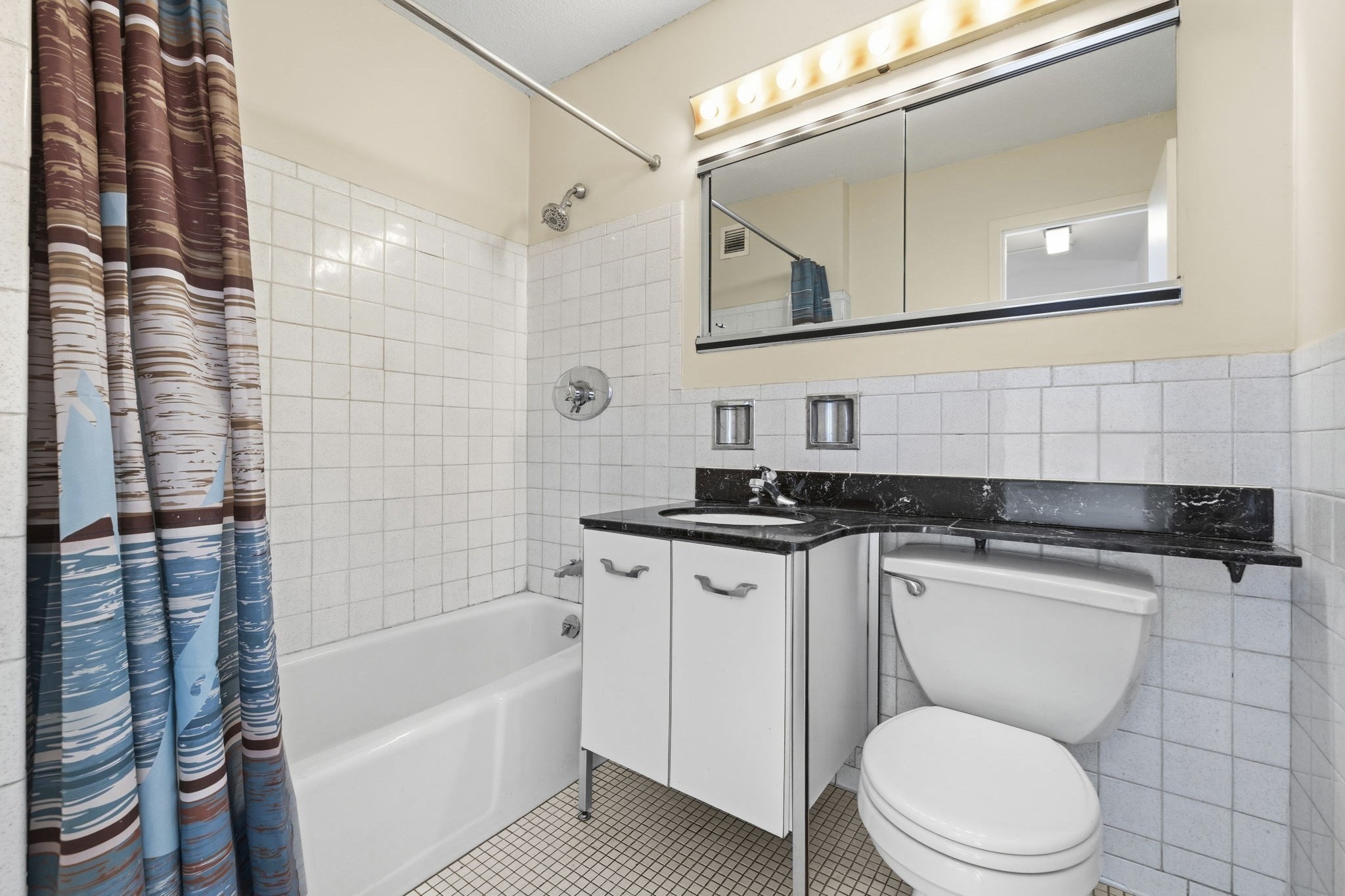 151 Tremont St # 15a Property Photo 15