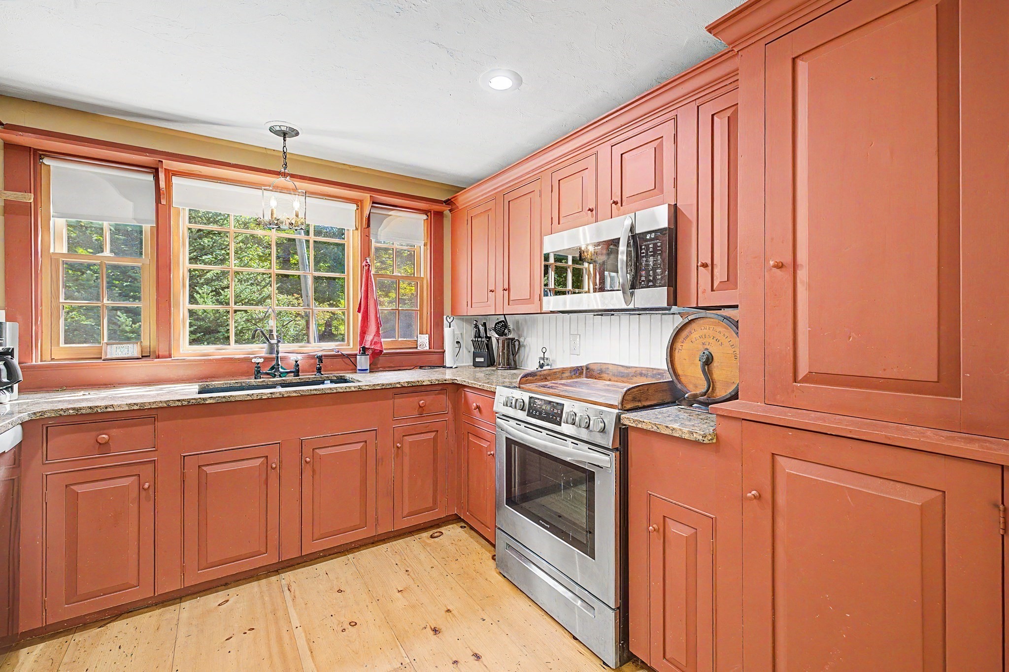 68 Fay Road Property Photo 5