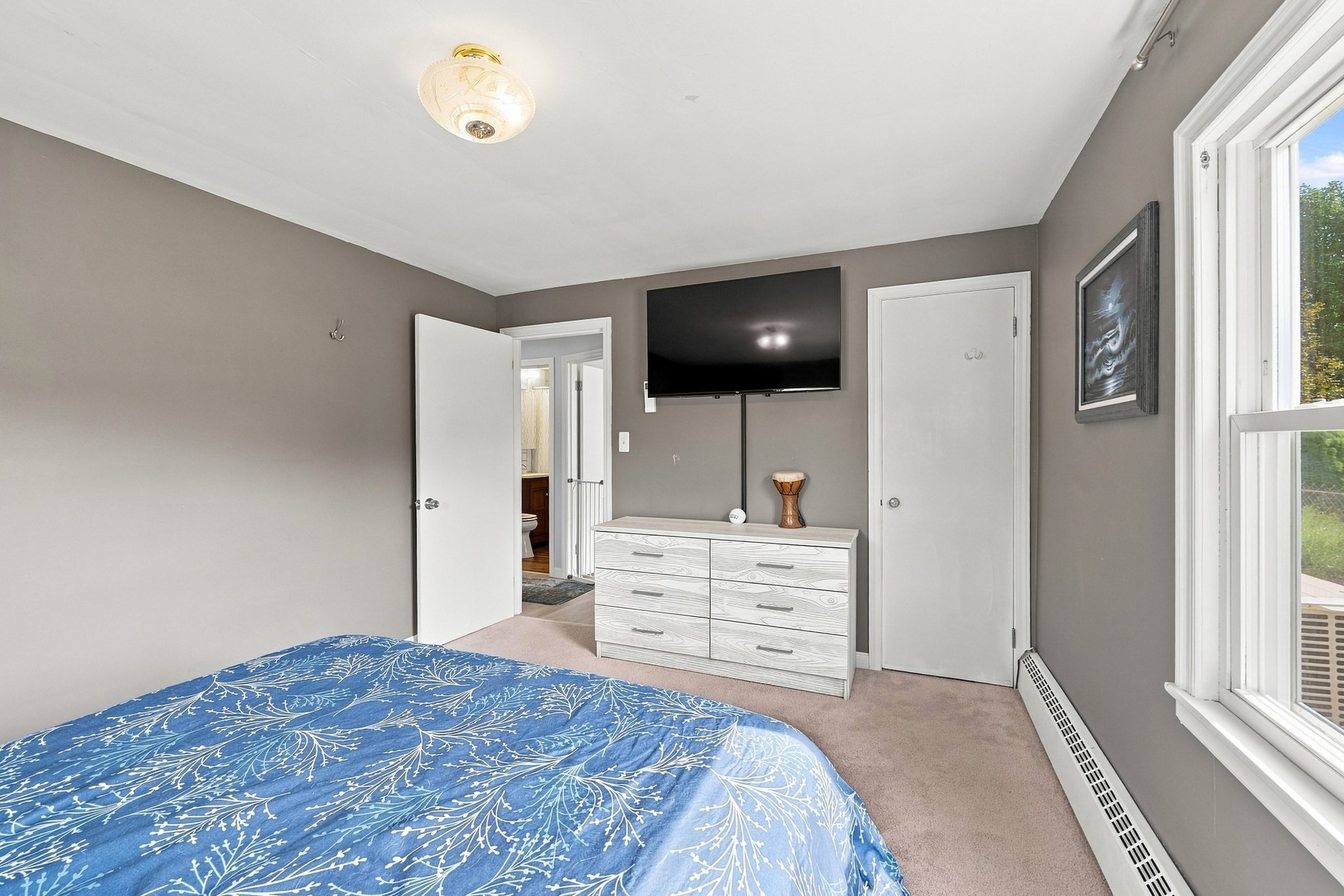 162 Clark St Property Photo 13