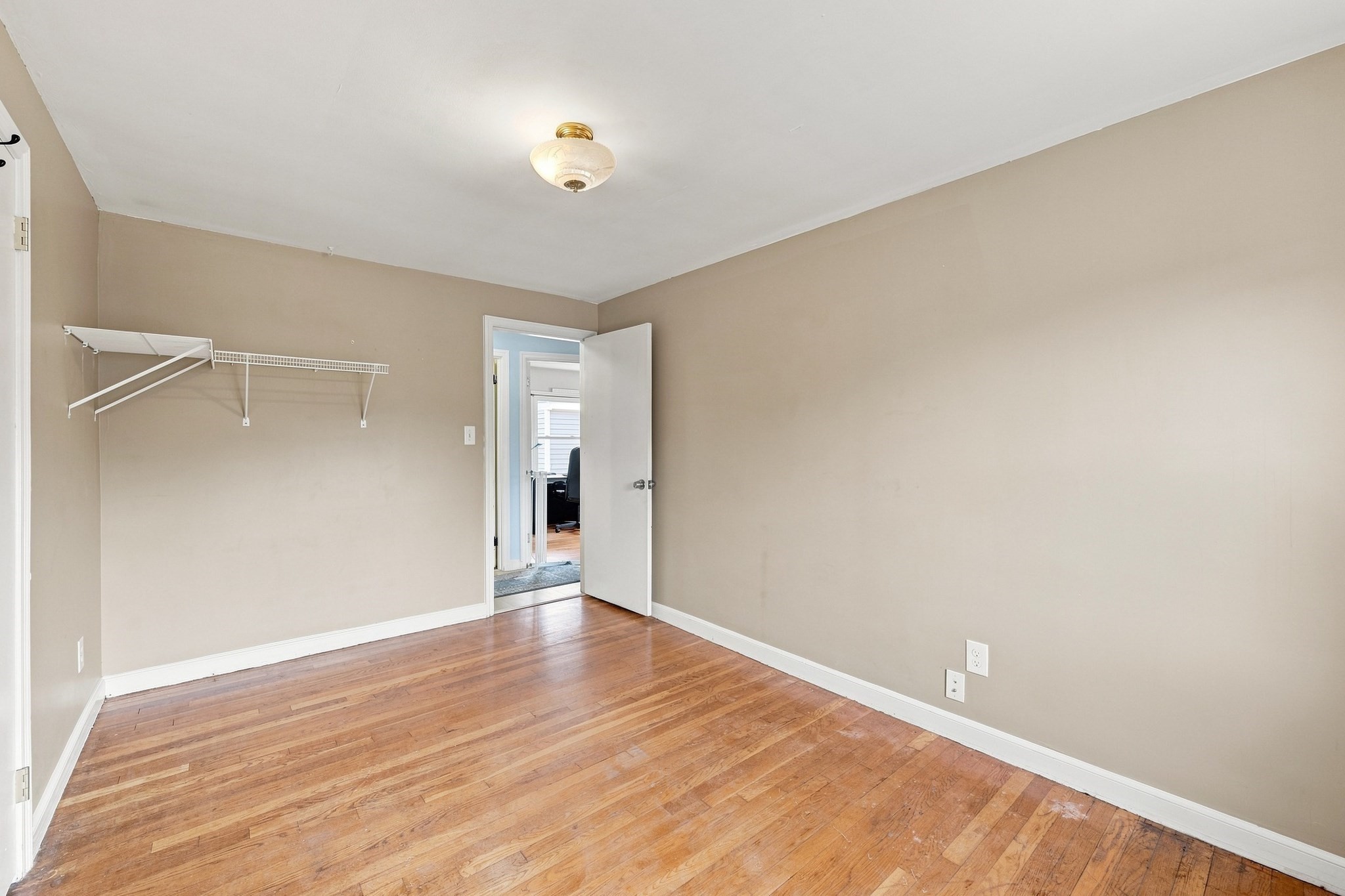 162 Clark St Property Photo 14