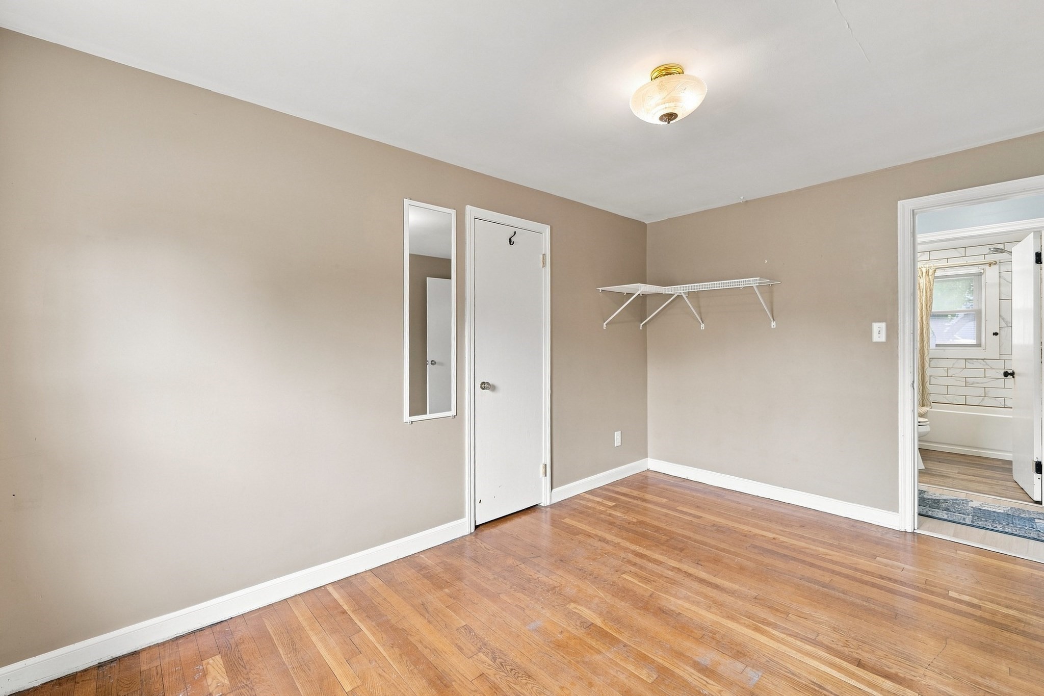 162 Clark St Property Photo 15