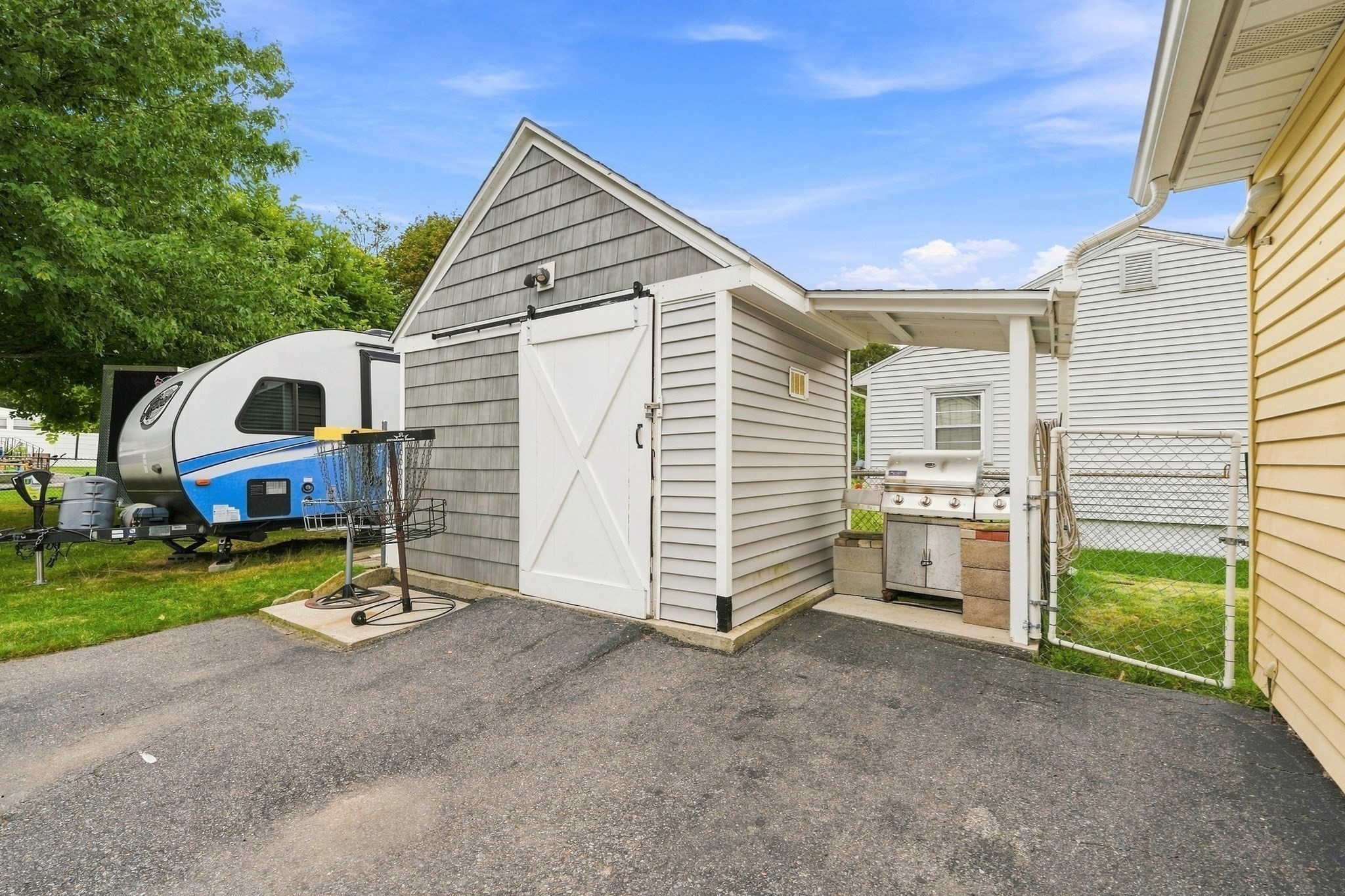 162 Clark St Property Photo 27