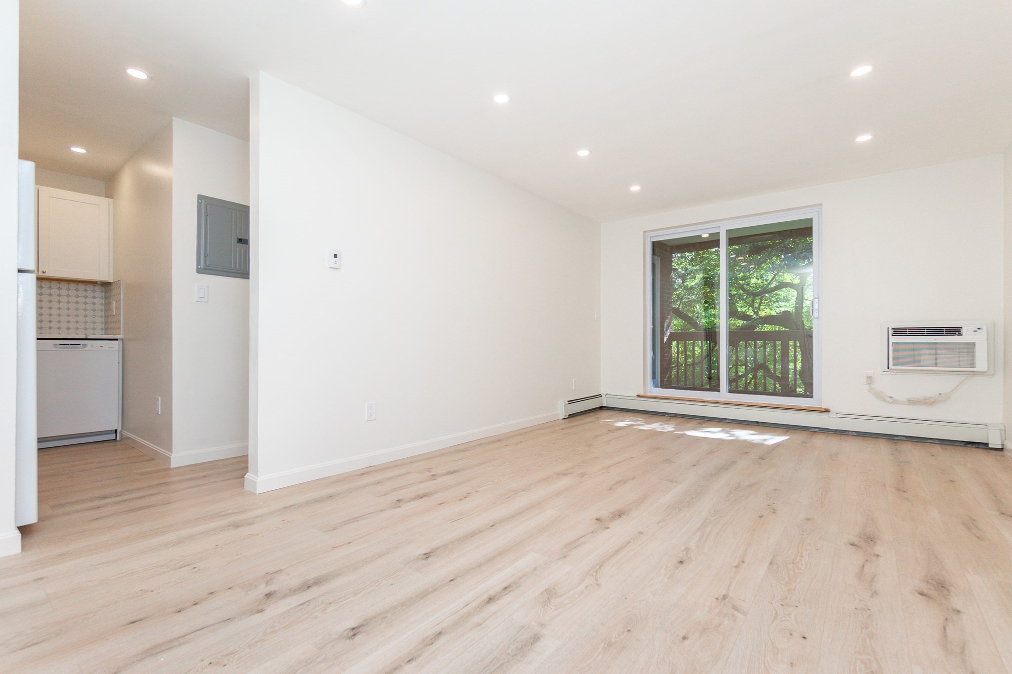 142 Kenrick # 23 Property Photo 1