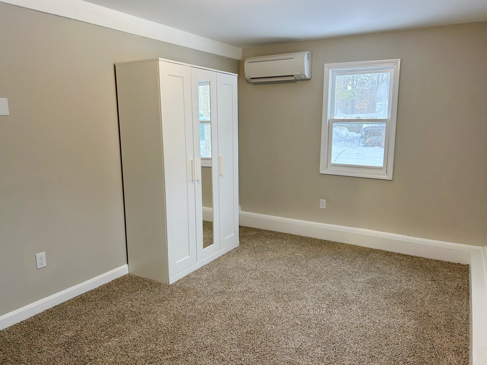 16 Upton St Property Photo 15