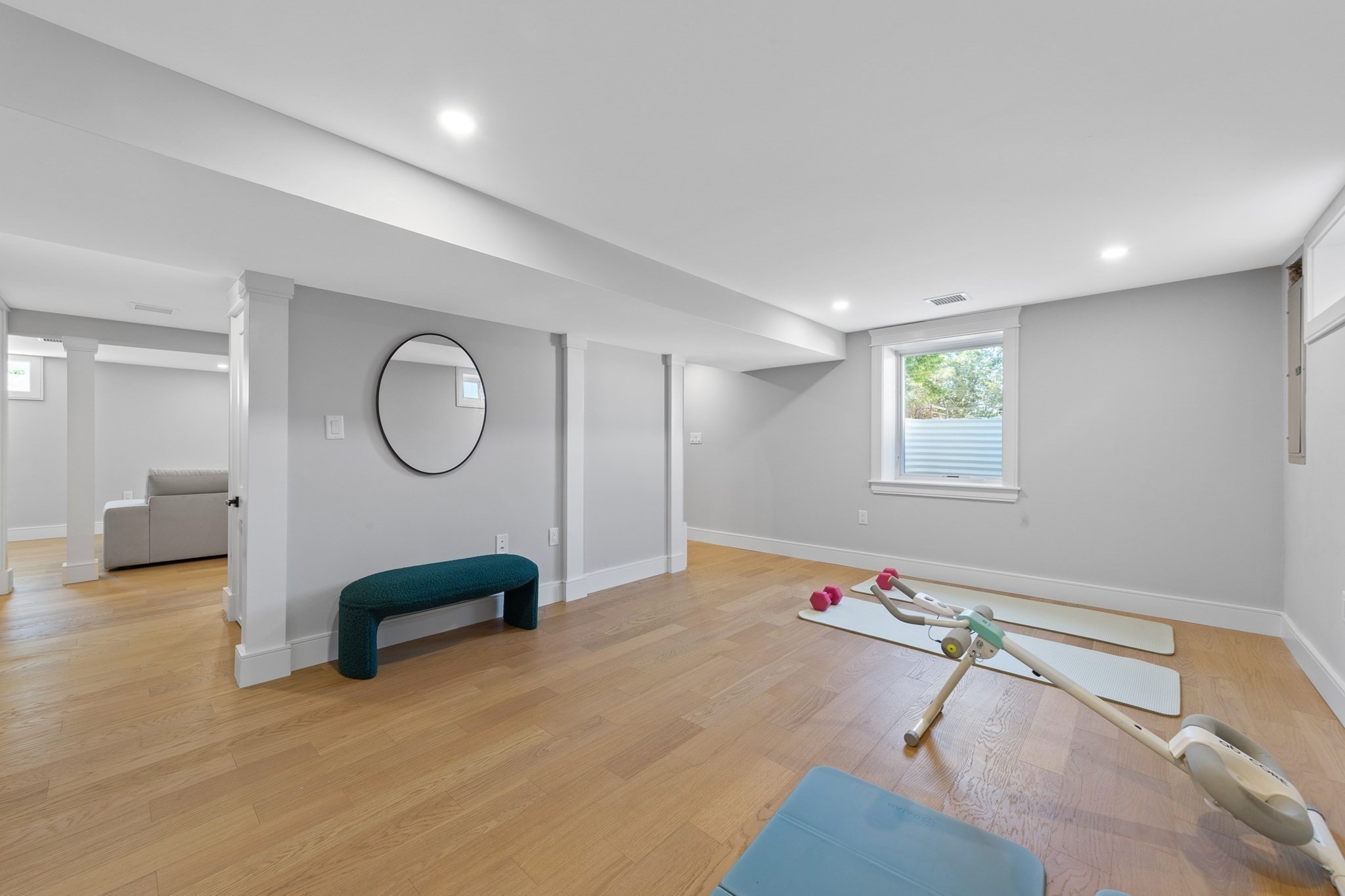 595 Winthrop St Property Photo 35