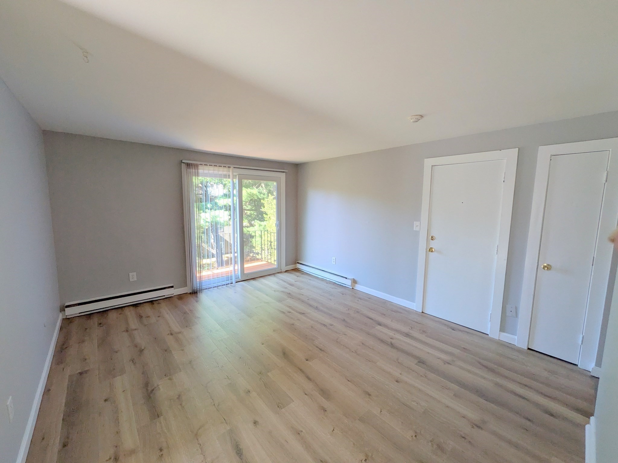 22 Hampson St # 6 Property Photo 1