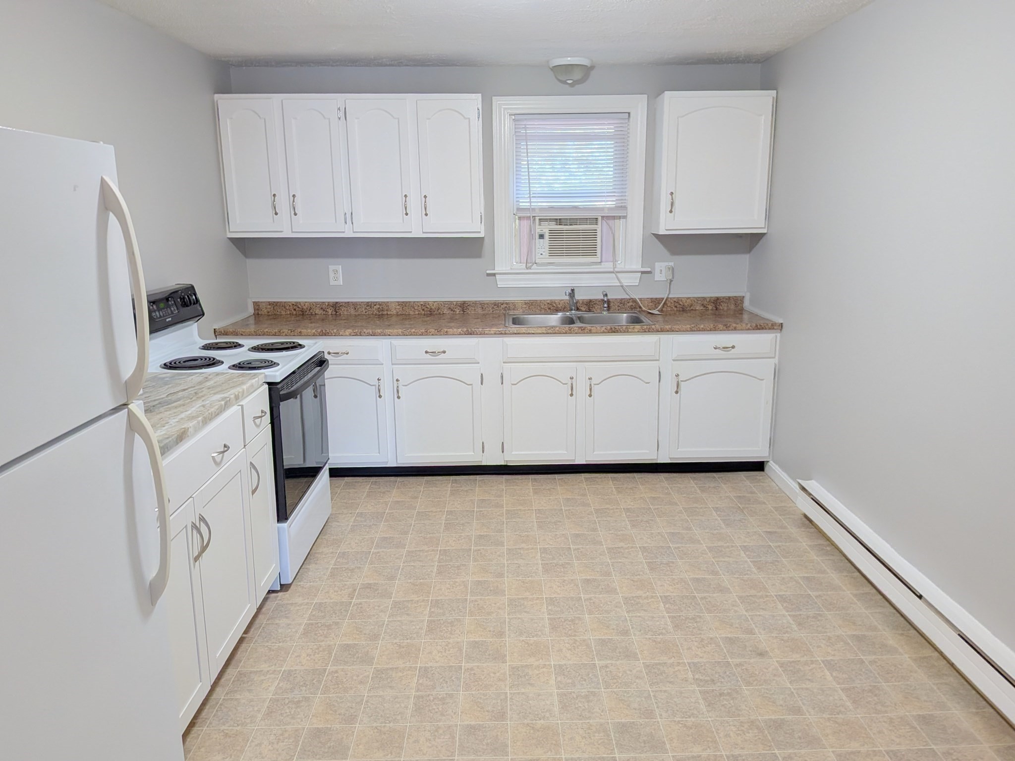 22 Hampson St # 6 Property Photo 6
