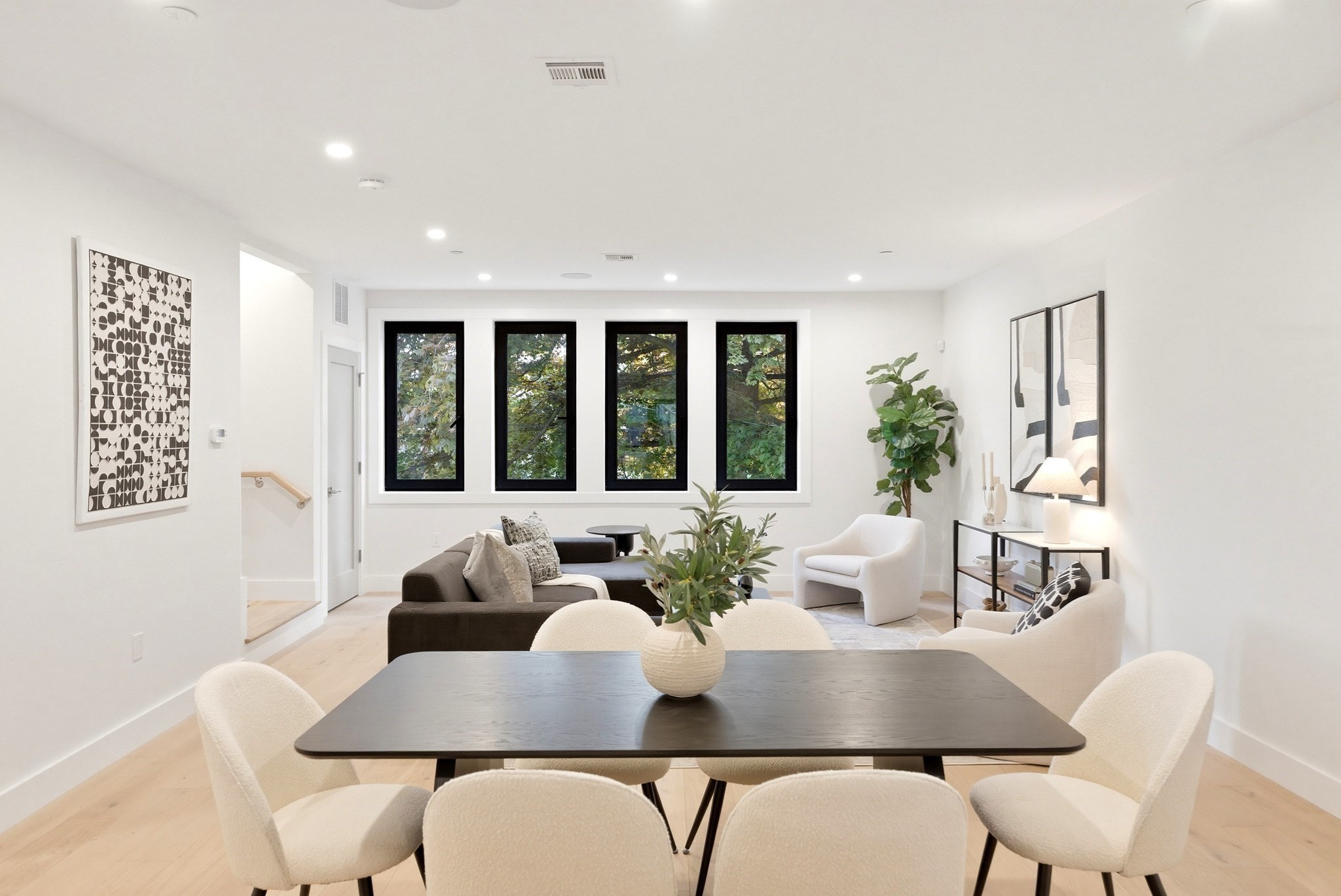 209 Tudor Street Property Photo 10