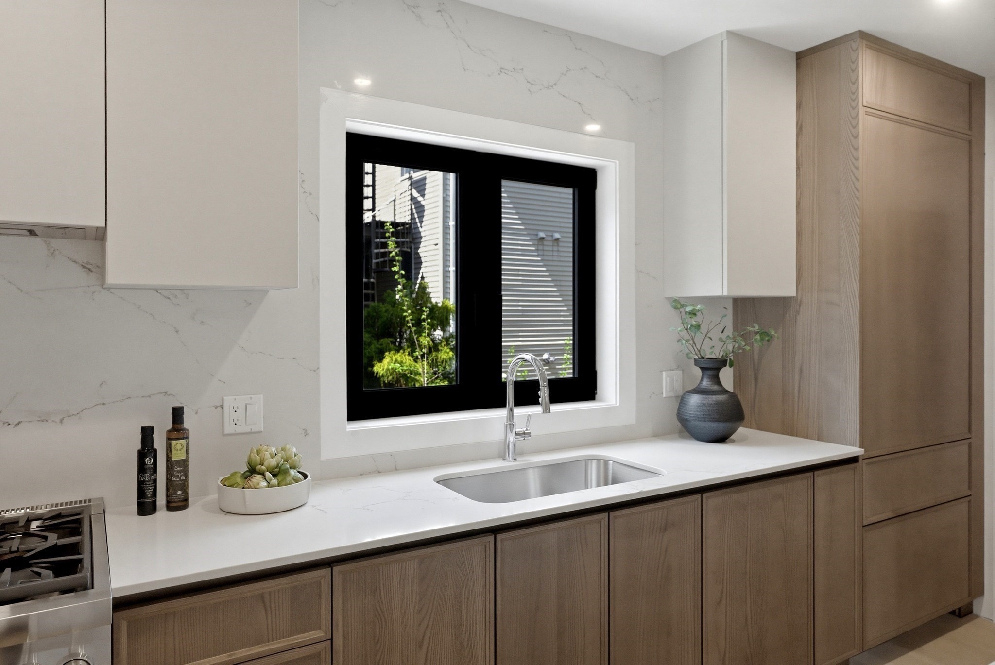 209 Tudor Street Property Photo 11