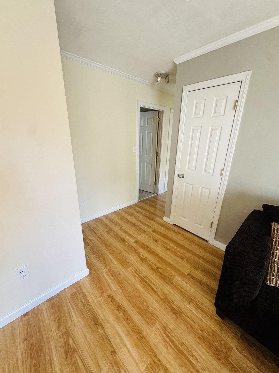 9 Chapel Hill Dr. # 6 Property Photo 11