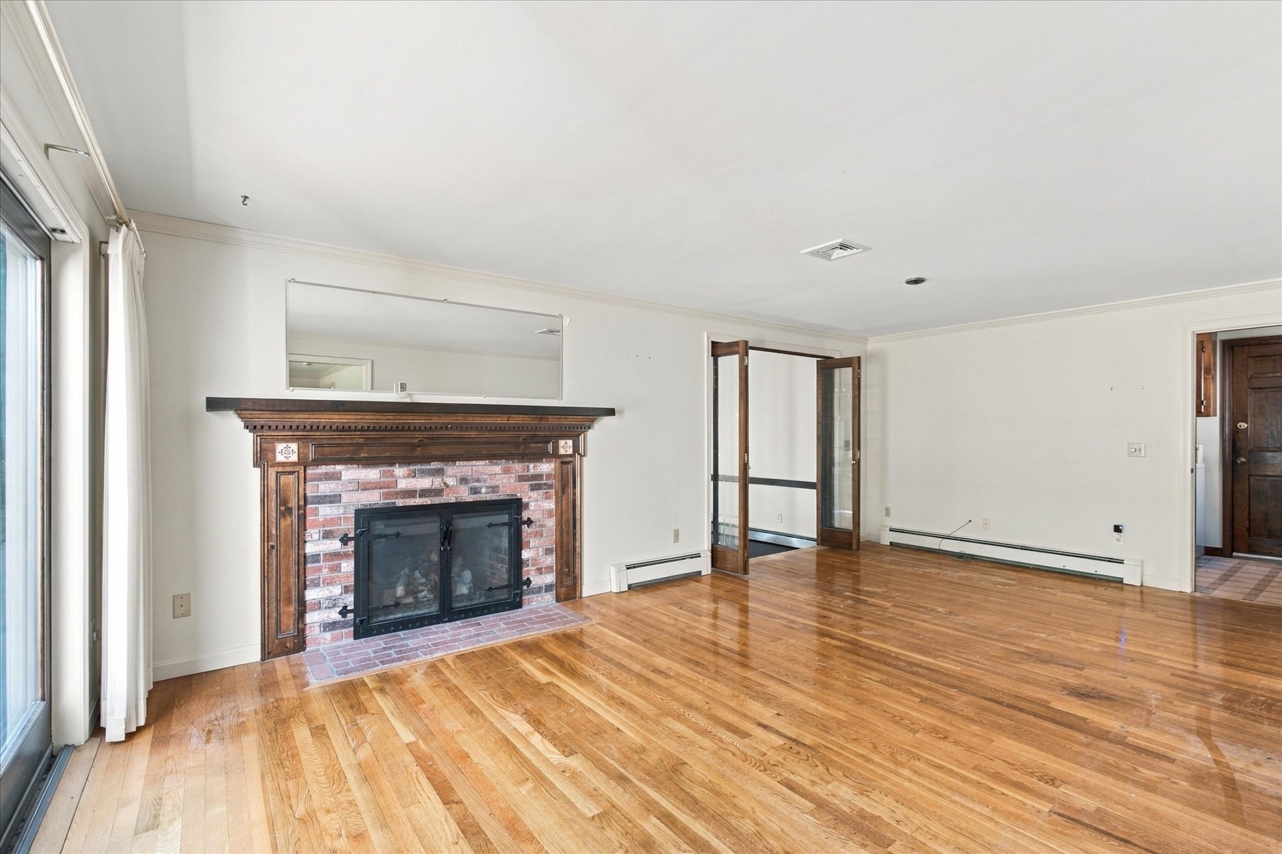 109 Greenland Cir Property Photo 5
