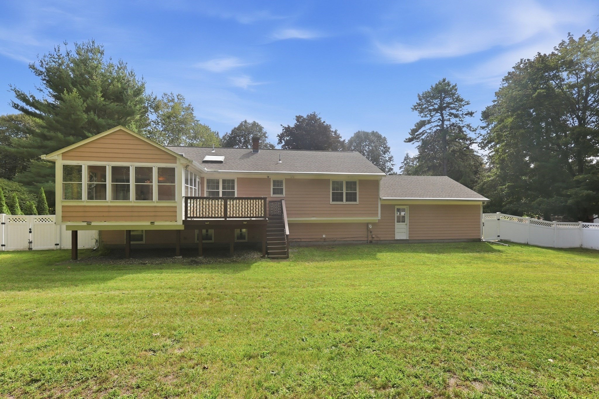 120 Coventry Lane Property Photo 34