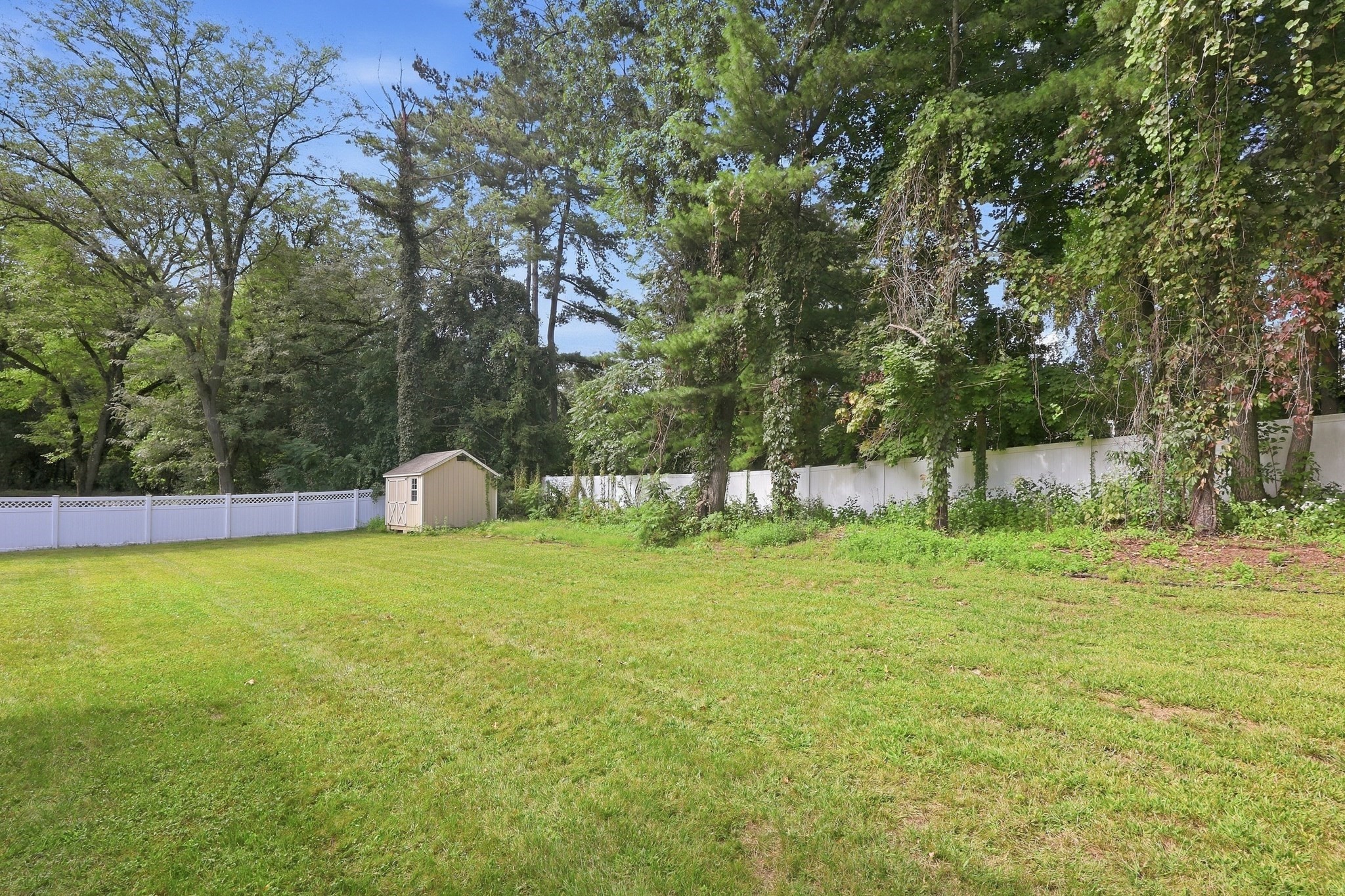 120 Coventry Lane Property Photo 36