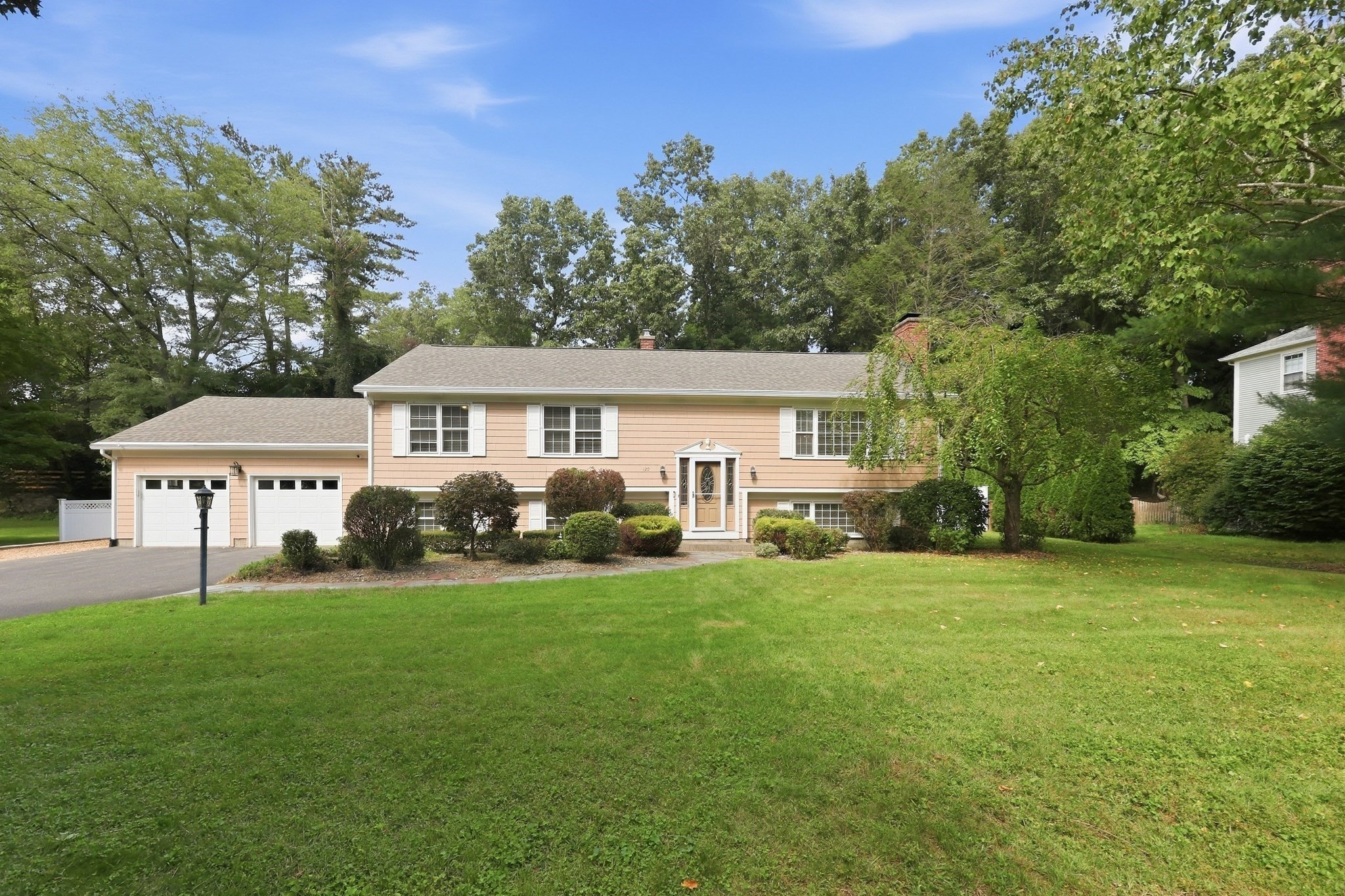 120 Coventry Lane Property Photo 37